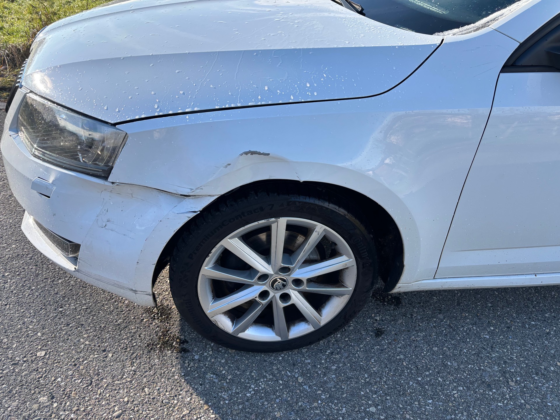 SKODA Octavia Combi 1.4 TSI Elegance-image-8