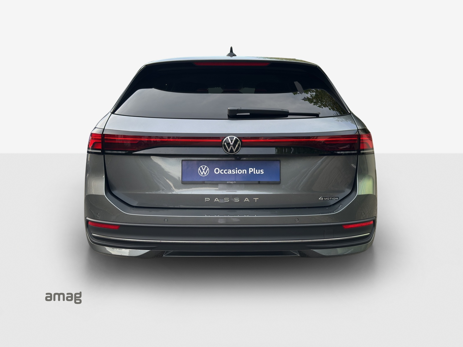 VW Passat Variant 2.0 TDI evo Business 4 Motion DSG-image-3