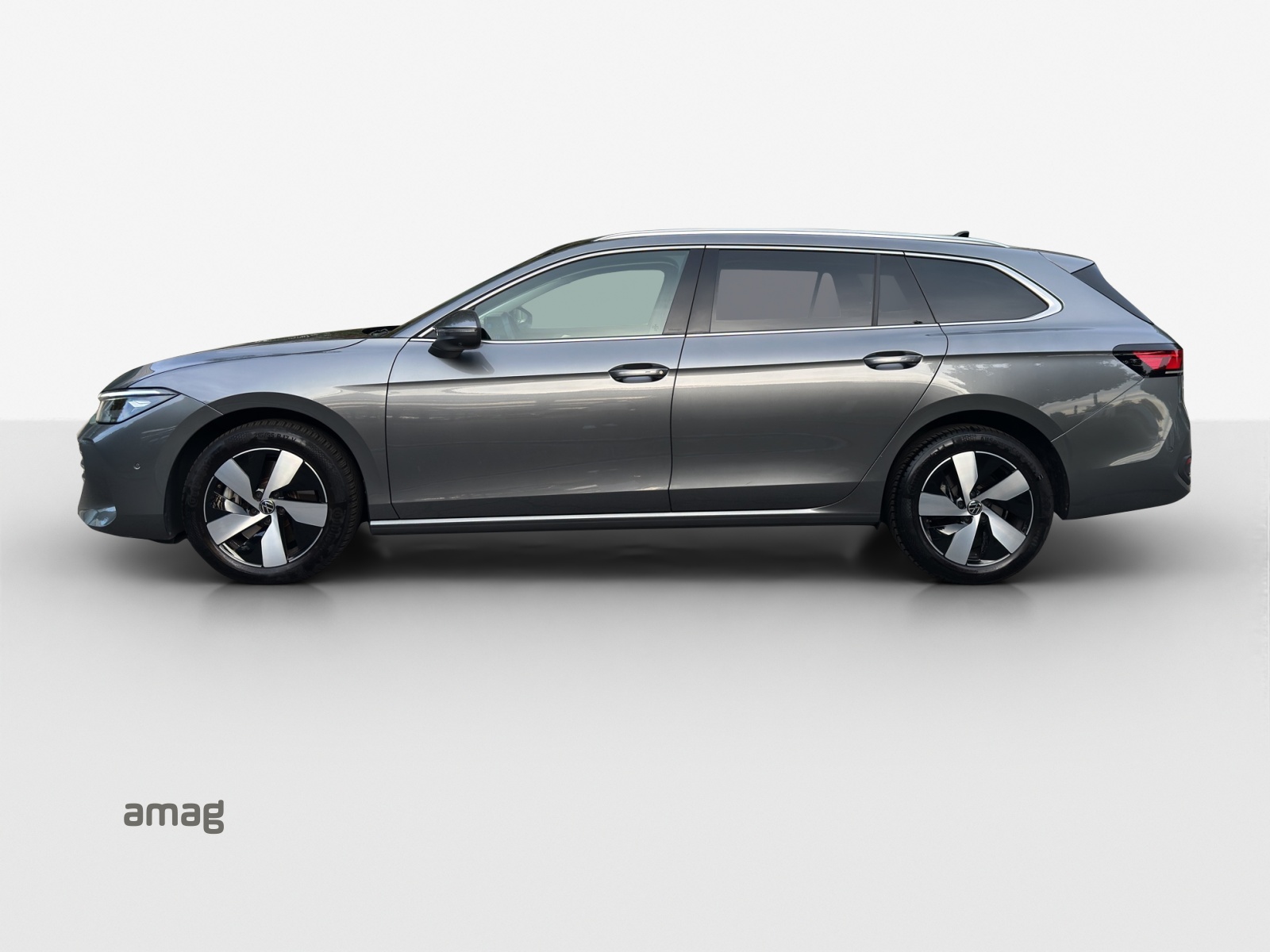 VW Passat Variant 2.0 TDI evo Business 4 Motion DSG-image-1