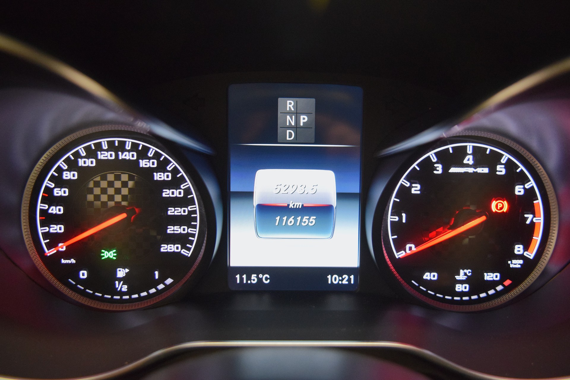 MERCEDES-BENZ C 43 AMG 4Matic 9G-Tronic-image-13