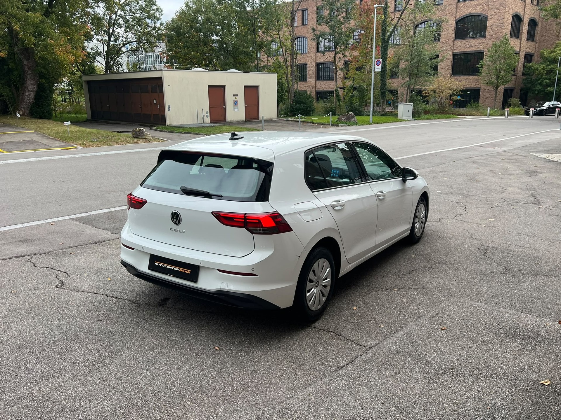 VW Golf 1.0 TSI Value-image-3
