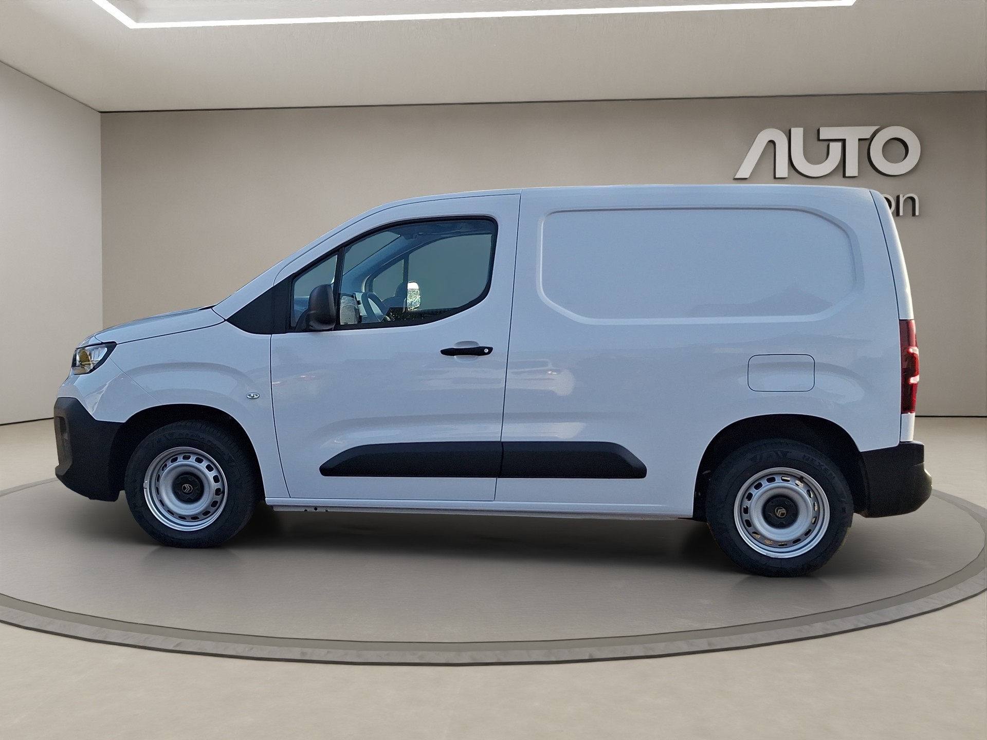 CITROEN Berlingo Van M 1.2 Pure Tech 110 s/s First-image-7