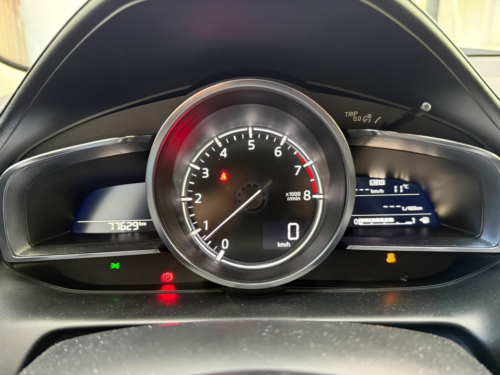 MAZDA CX-3 SKYACTIV-G 121 Revolution FWD-image-5