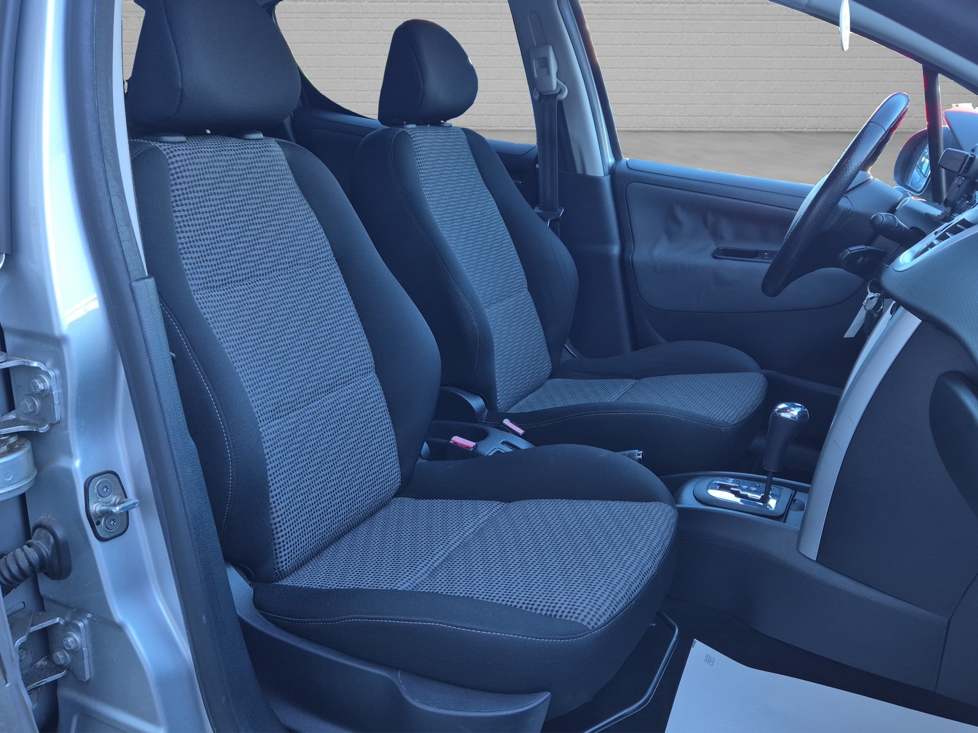 PEUGEOT 207 1.6 16V Sport Automatic-image-17