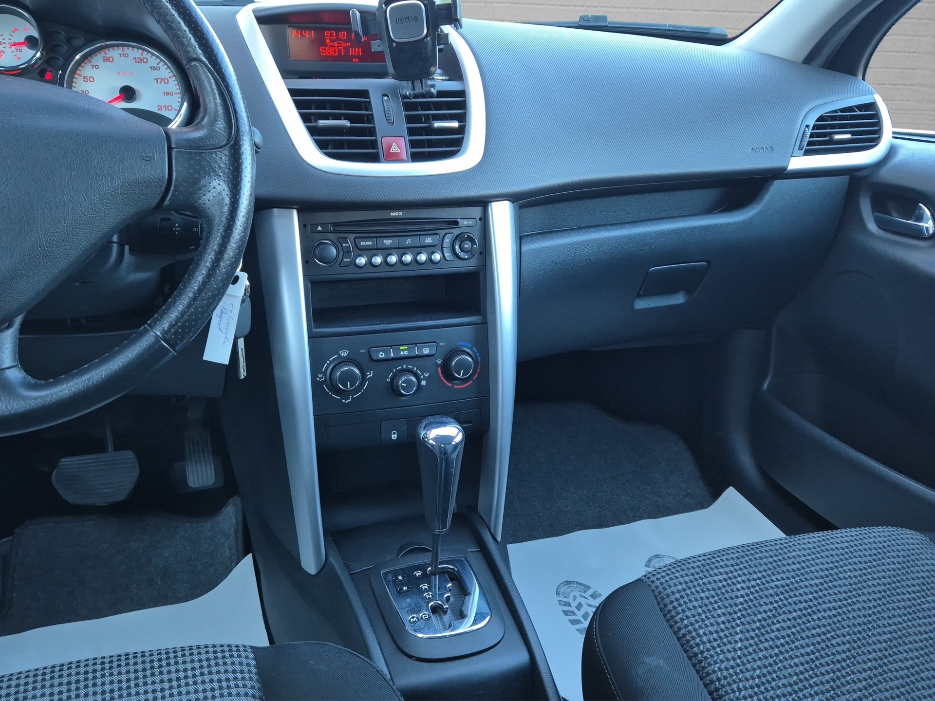PEUGEOT 207 1.6 16V Sport Automatic-image-23
