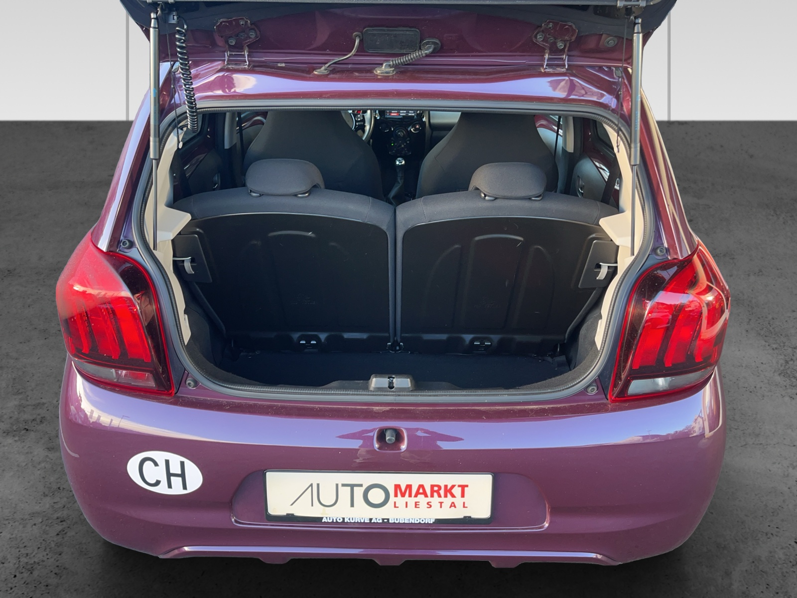 PEUGEOT 108 1.2 VTi Allure-image-10