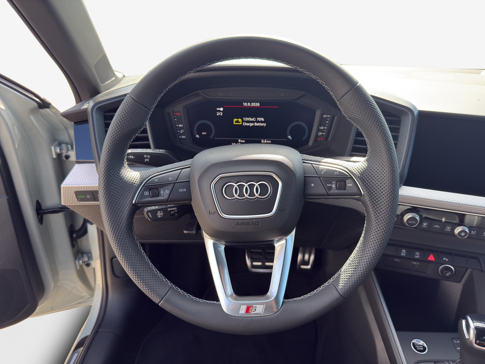 AUDI A1 Sportback 30 TFSI Attraction S-tronic-image-9