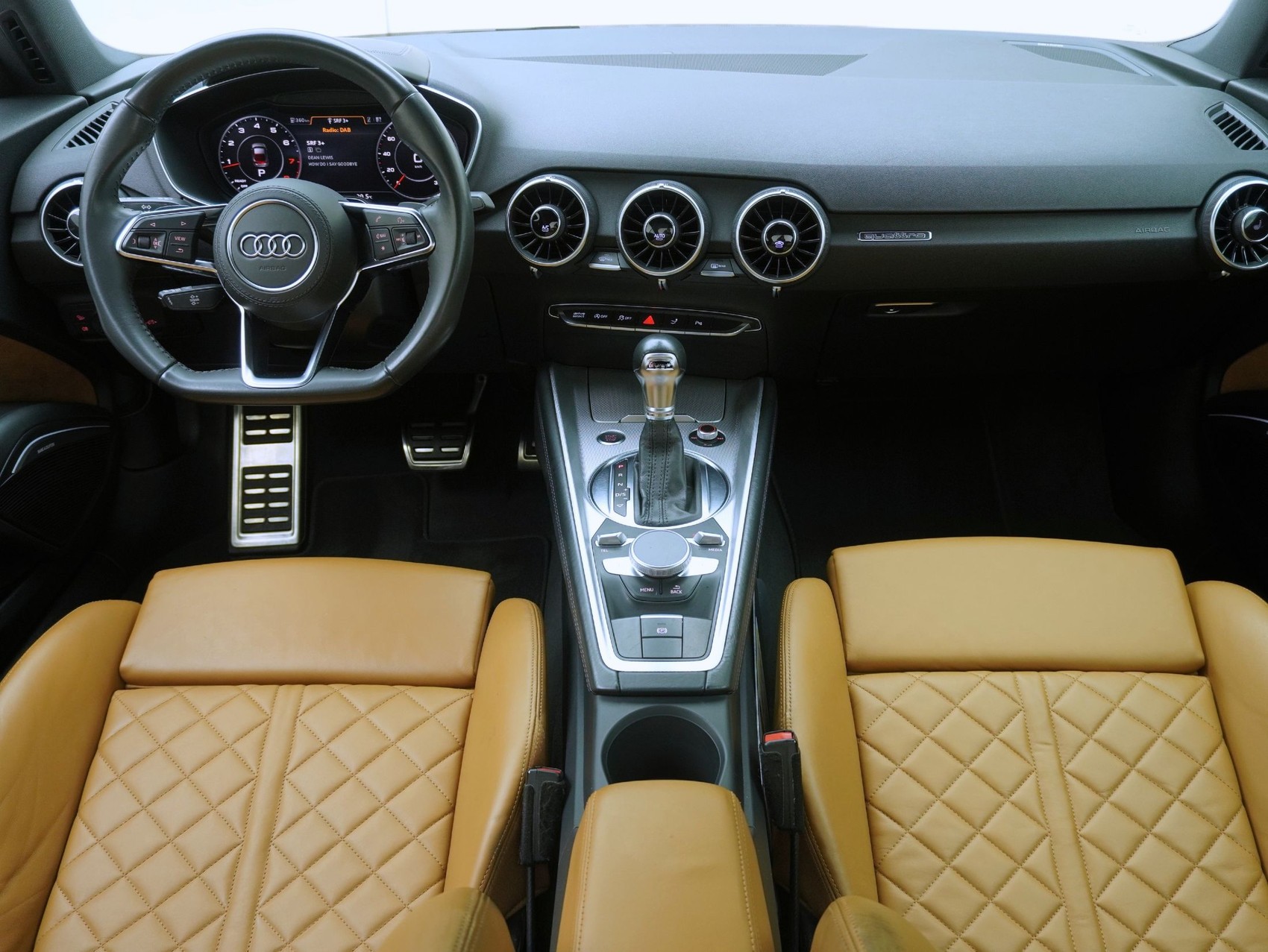 AUDI TT Coupé 45 TFSI quattro S-Tronic-image-14