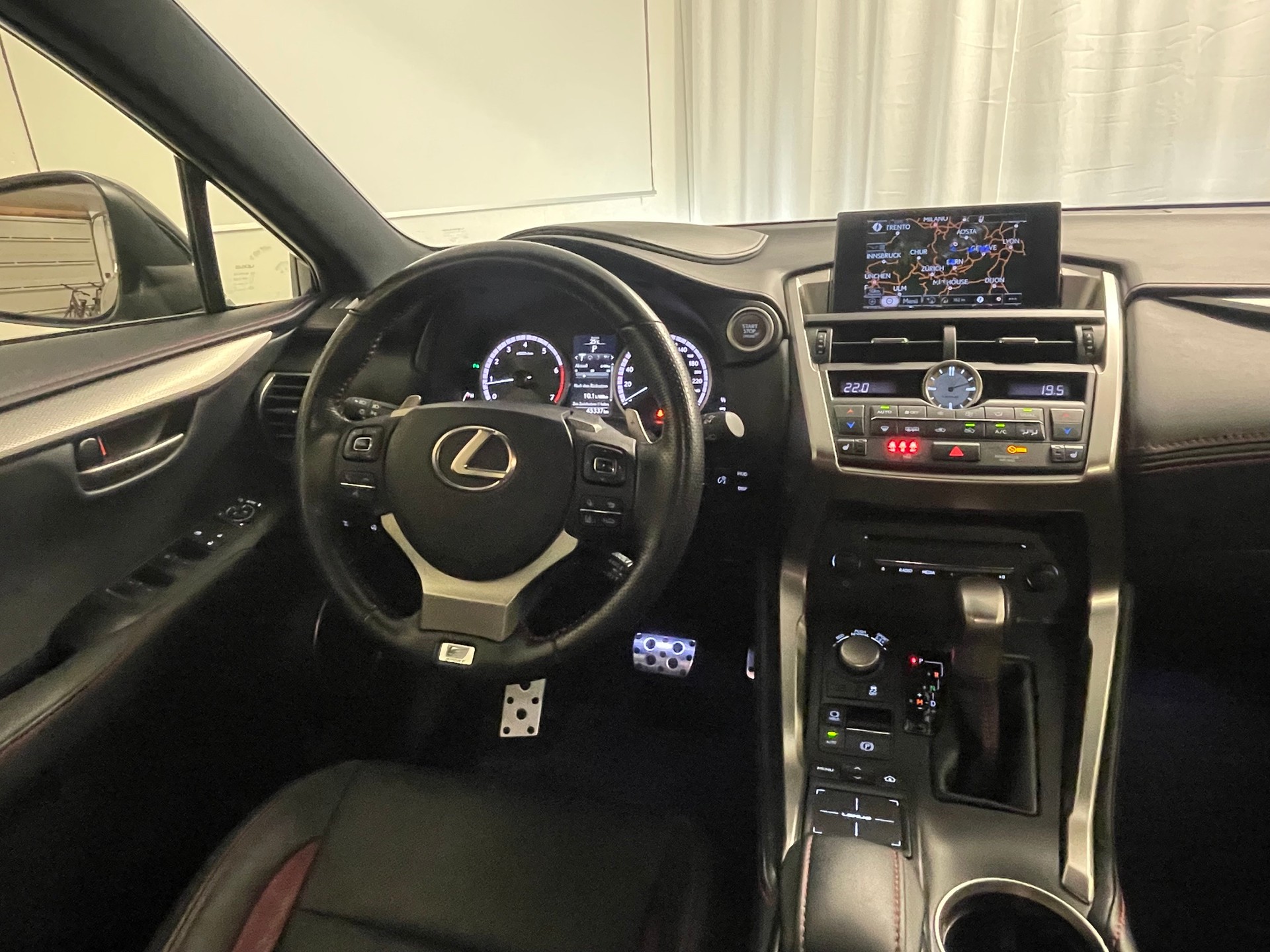 LEXUS NX 200t F-Sport AWD Automatic-image-5