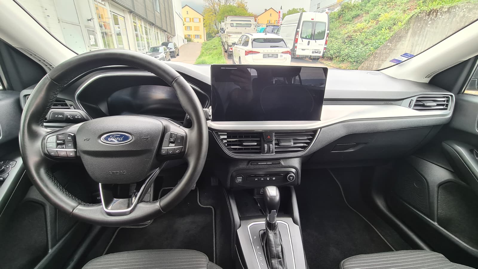 FORD Focus 1.0 MHEV Titanium X Automat ** Gr-Navi ** RF-Kamera ** Abstandsregelsystem ** Sitzheizung ** Neues Modell 2023 **-image-14