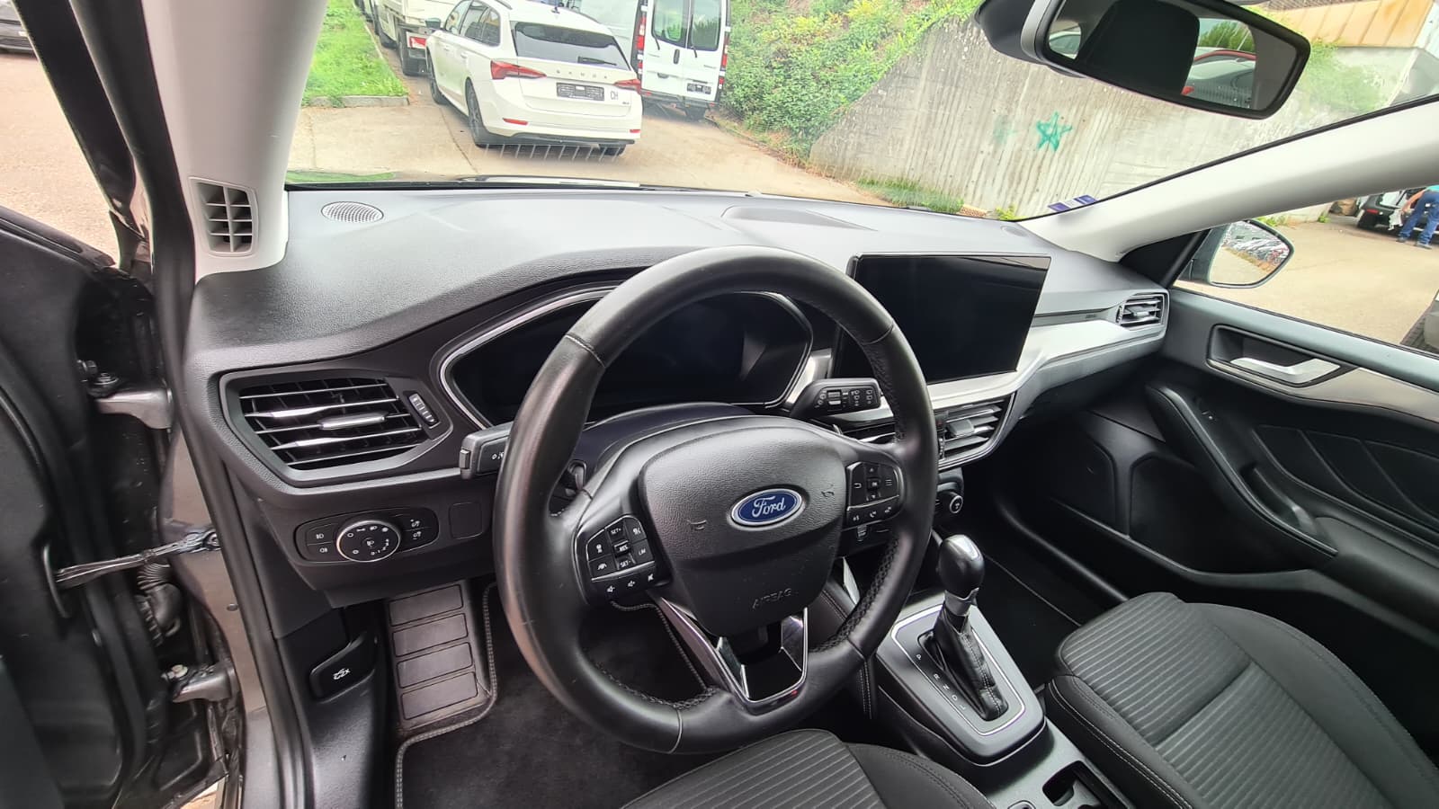 FORD Focus 1.0 MHEV Titanium X Automat ** Gr-Navi ** RF-Kamera ** Abstandsregelsystem ** Sitzheizung ** Neues Modell 2023 **-image-15