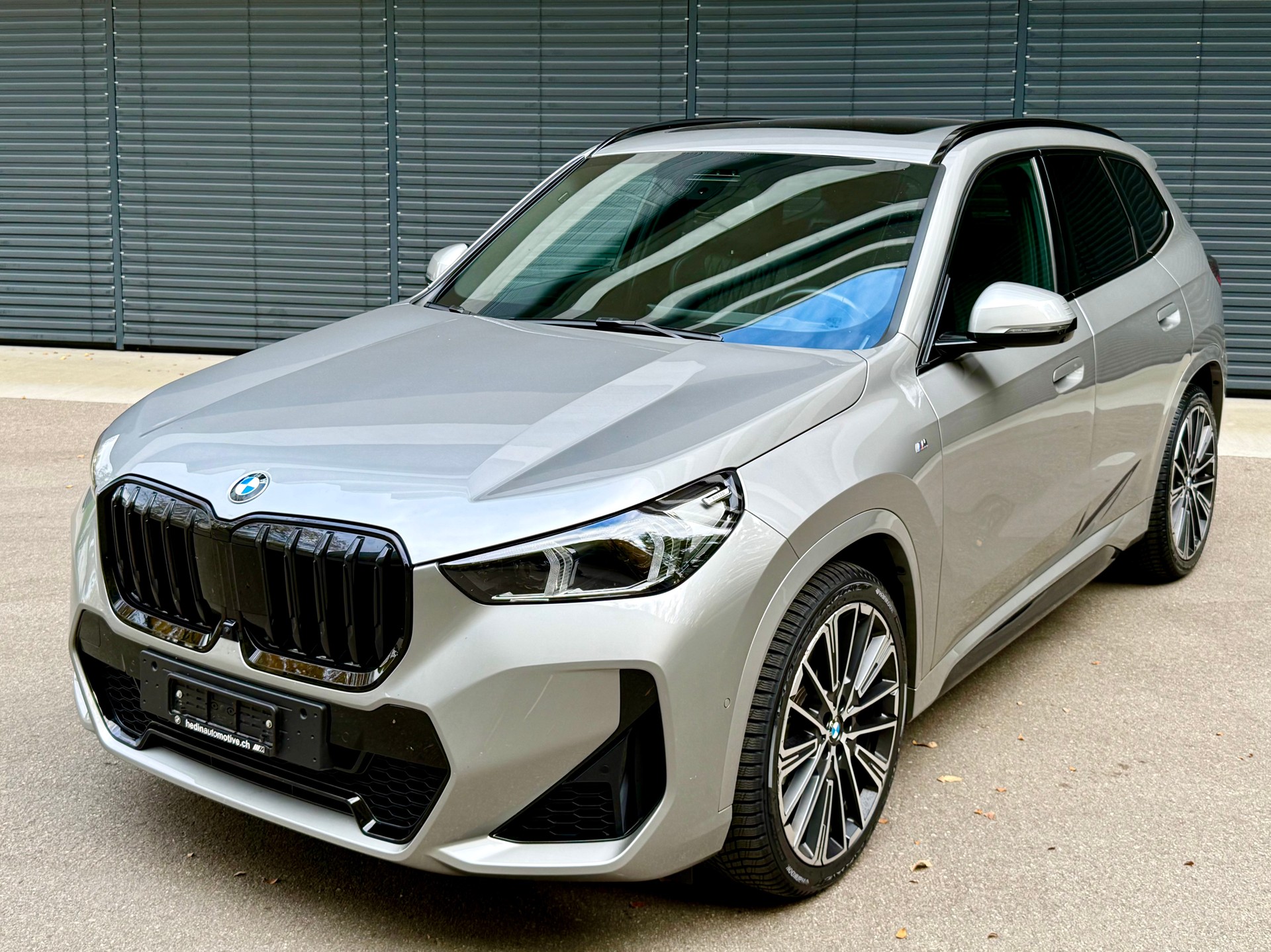 BMW X1 xDrive 23i 48V M Sport-image-1