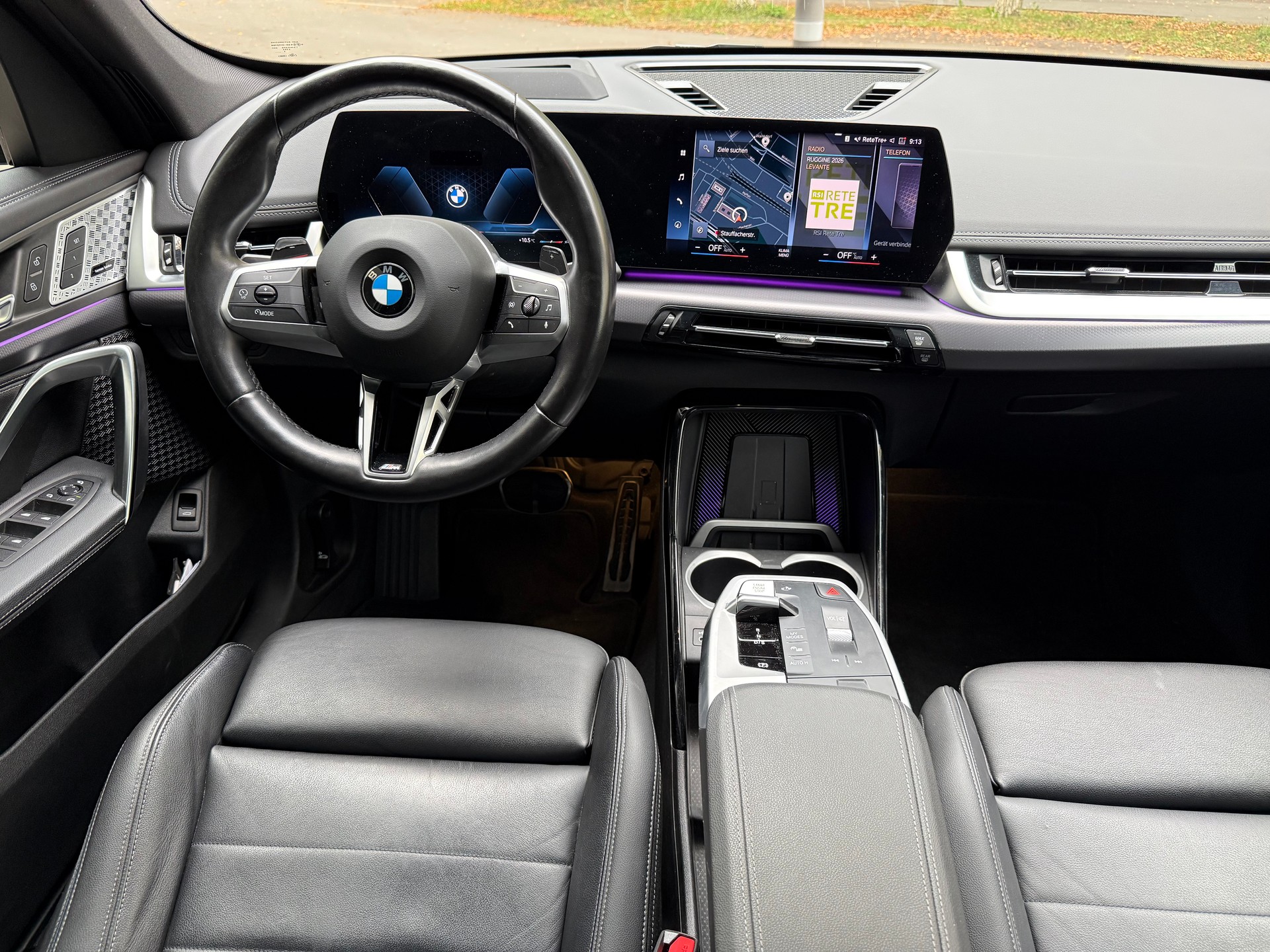 BMW X1 xDrive 23i 48V M Sport-image-10