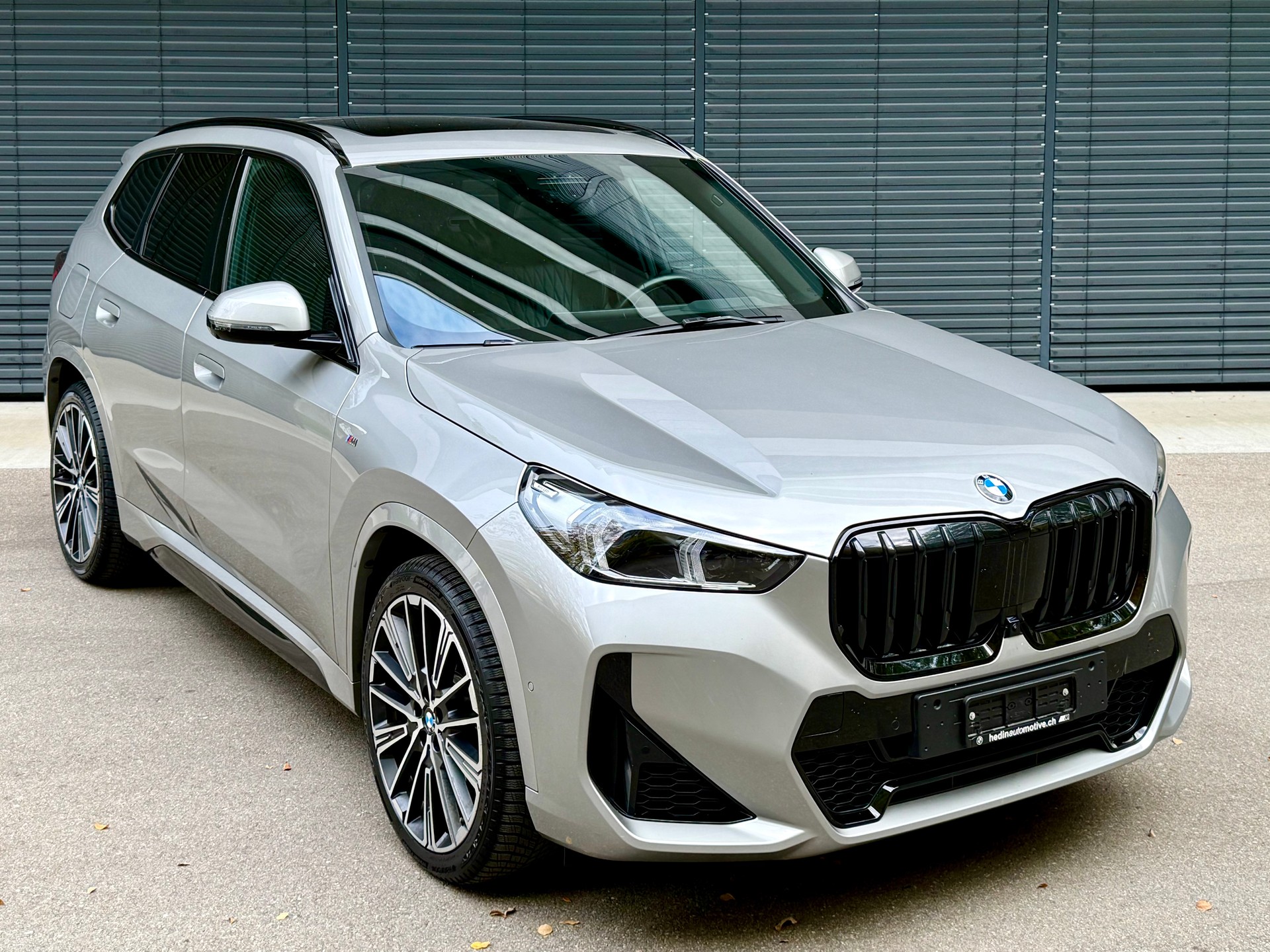 BMW X1 xDrive 23i 48V M Sport-image-3