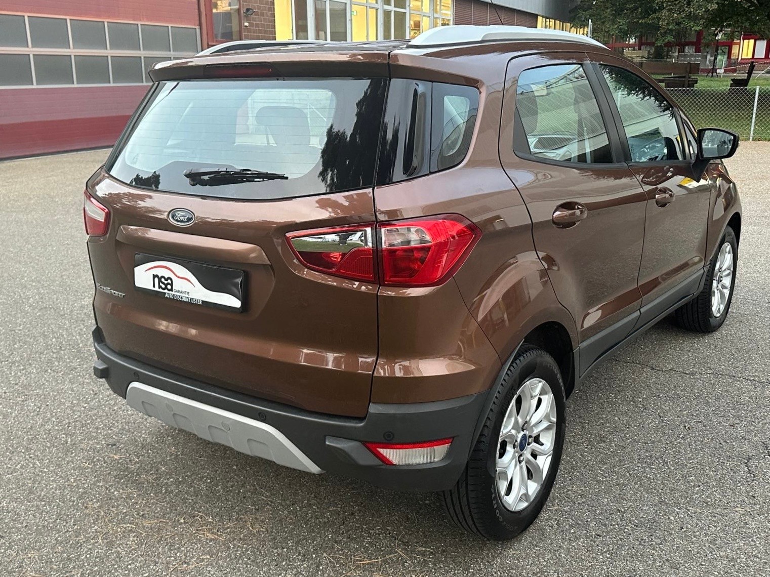FORD EcoSport 1.5 Titanium PowerShift-image-3