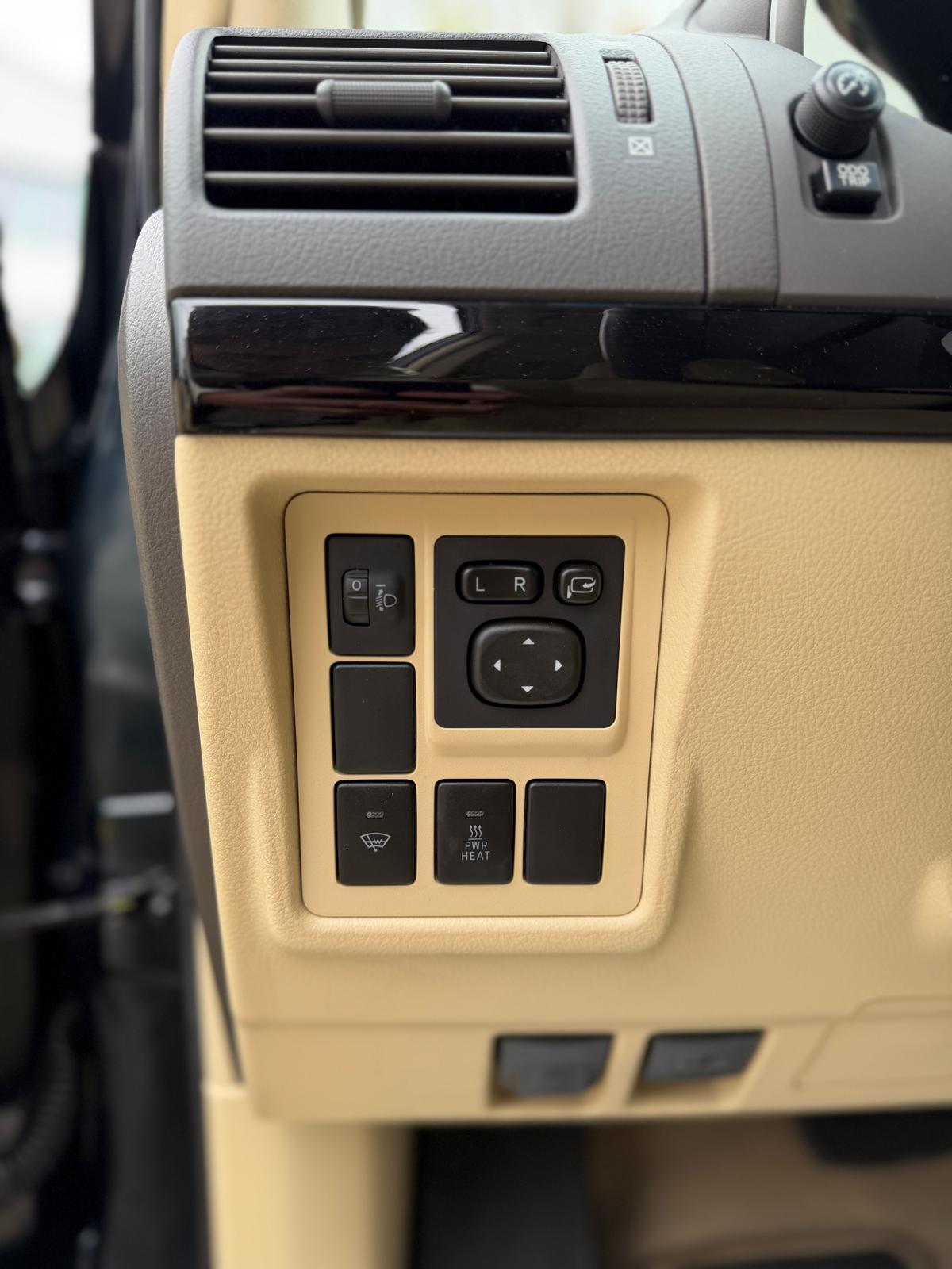 TOYOTA Land Cruiser 3.0 TD Luna Automatic-image-23