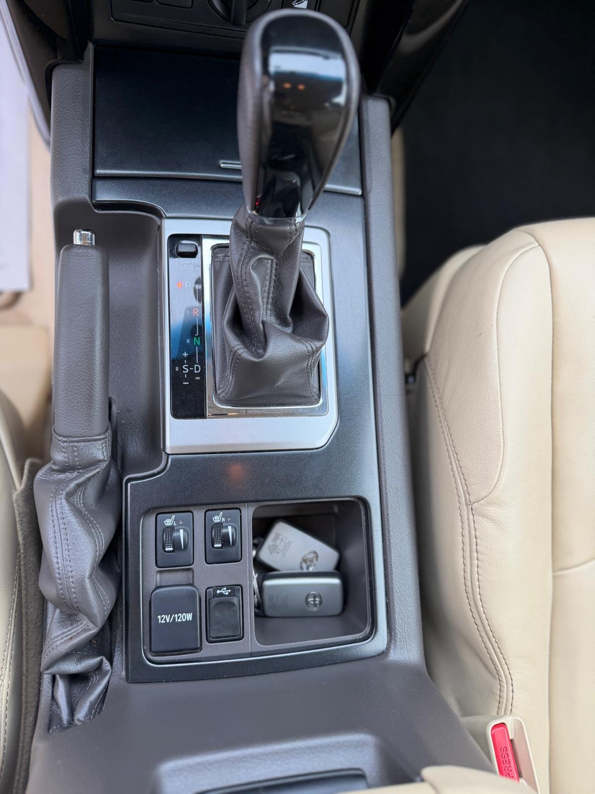 TOYOTA Land Cruiser 3.0 TD Luna Automatic-image-28
