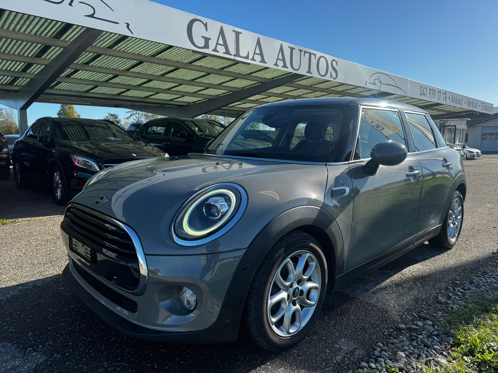 Car photo