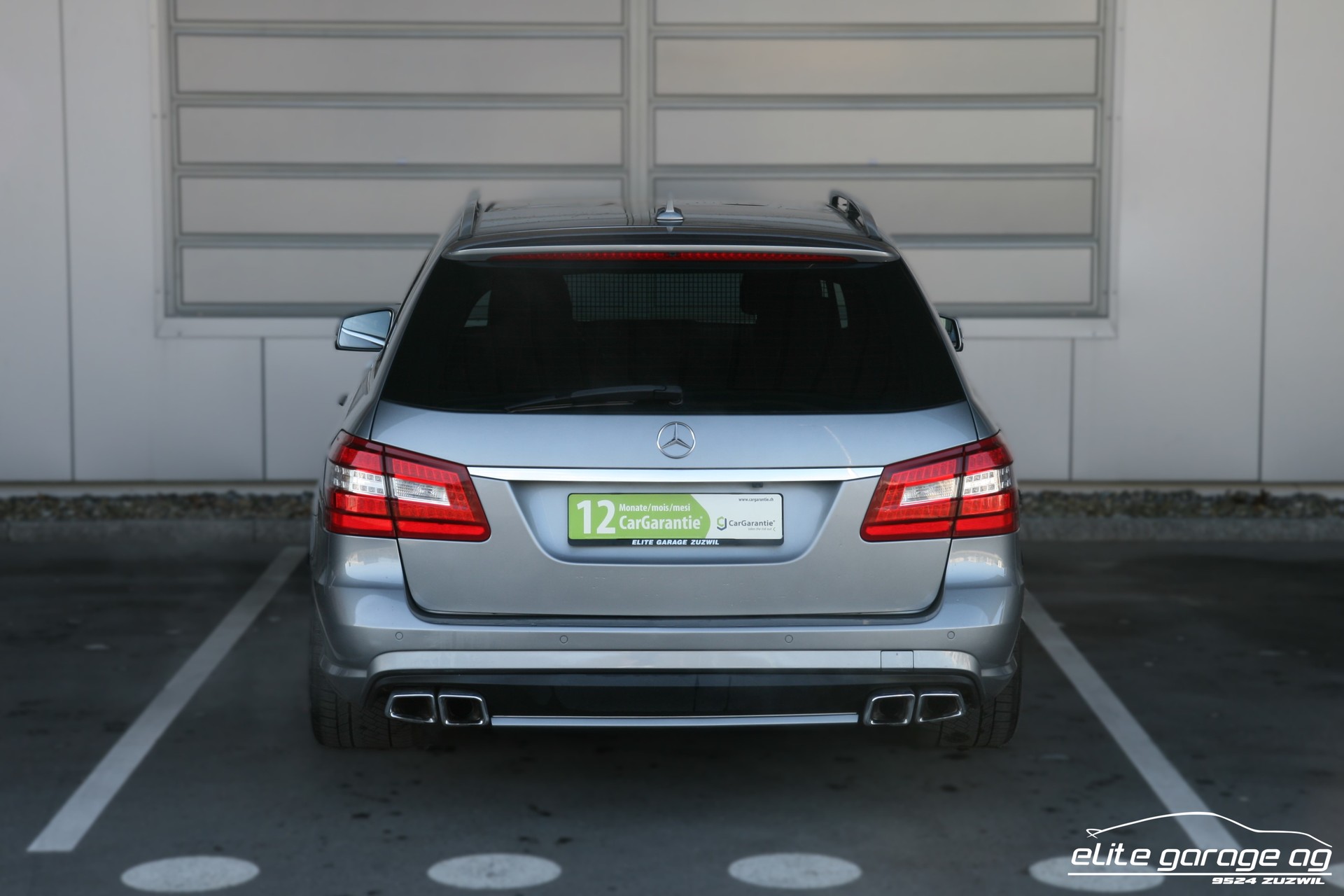 MERCEDES-BENZ E 63 AMG T-Modell DESIGNO-image-3