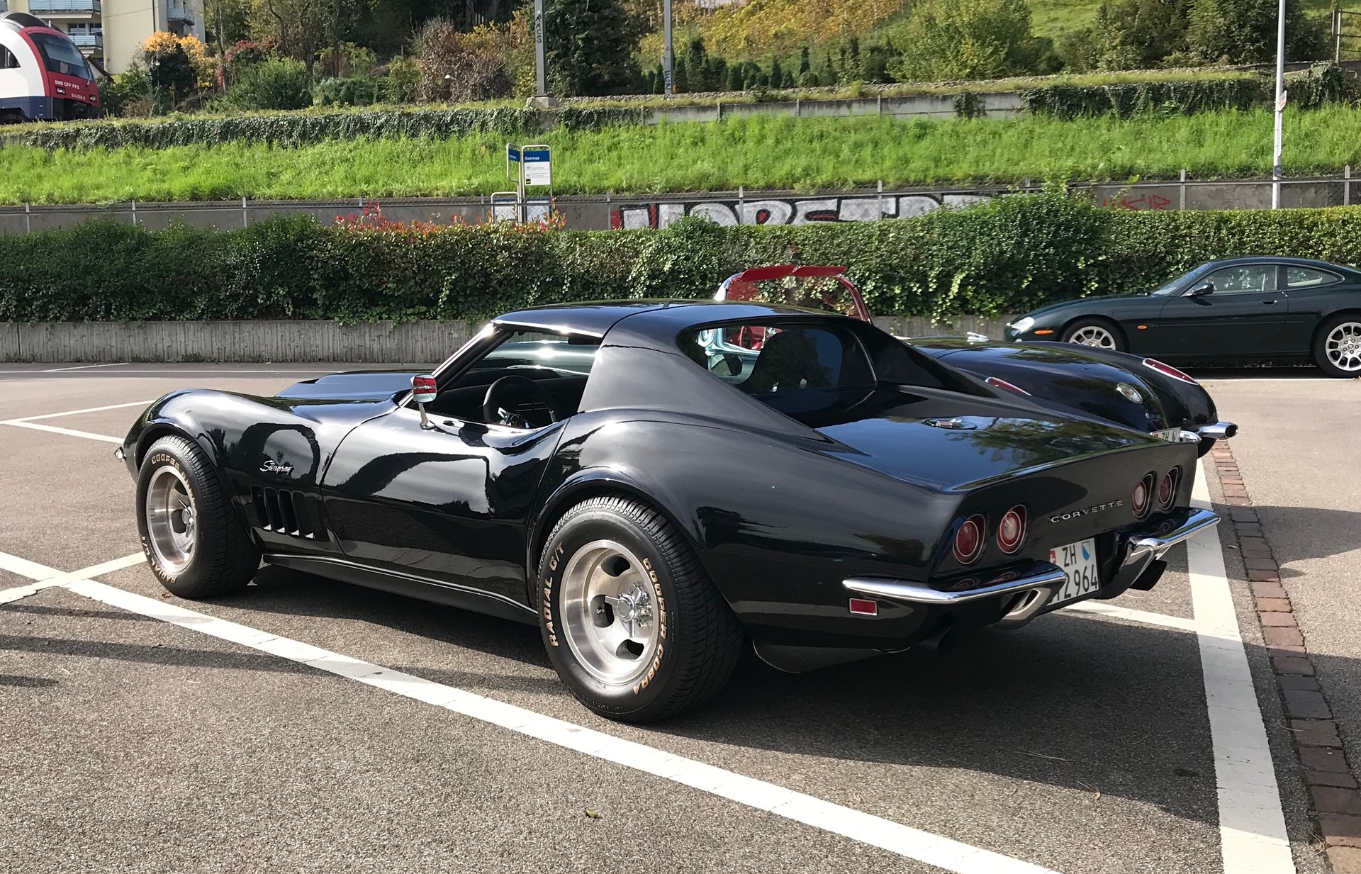 CHEVROLET CORVETTE C3-image-1