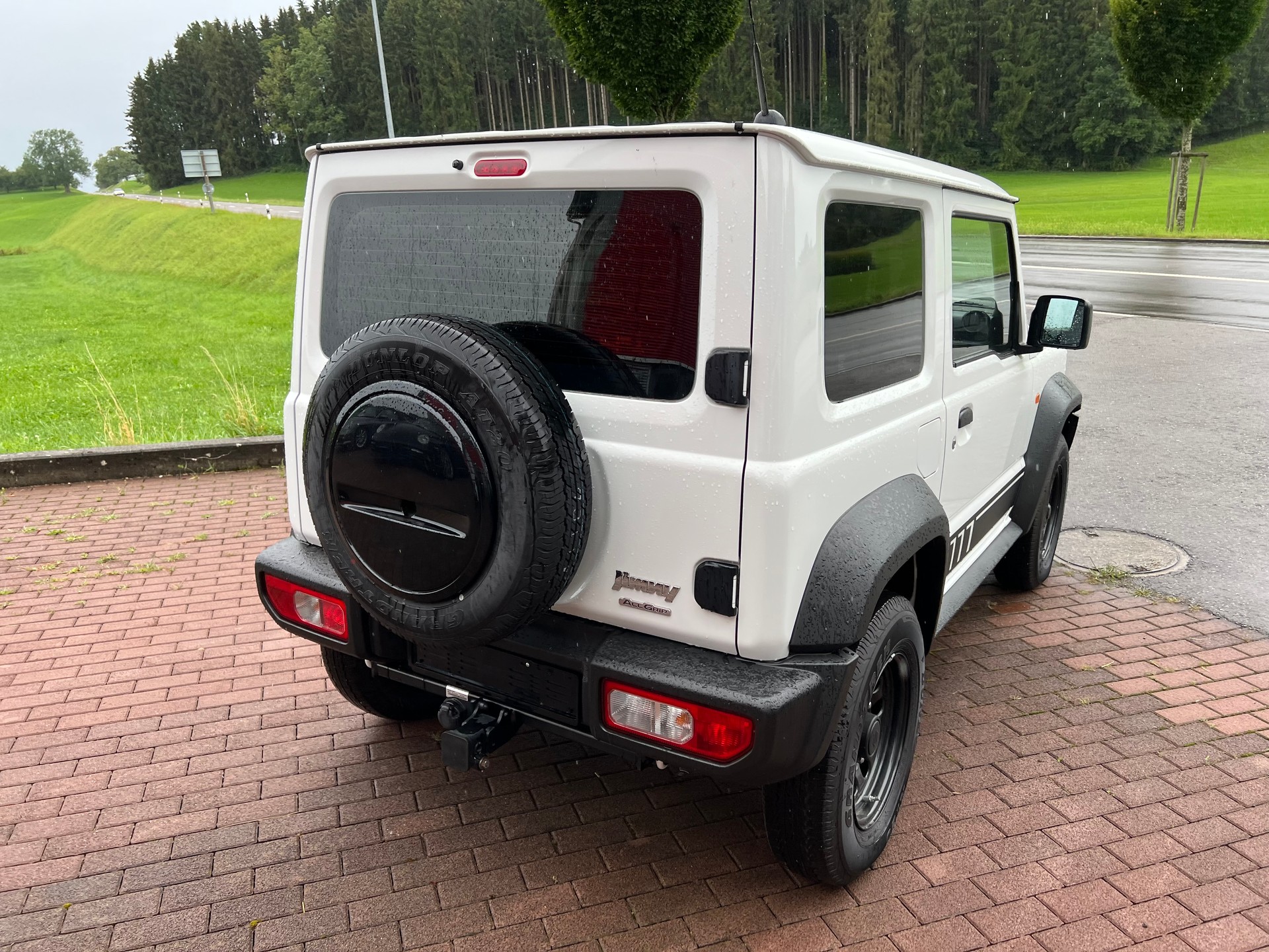 SUZUKI Jimny 1.5 Compact 4x4-image-10