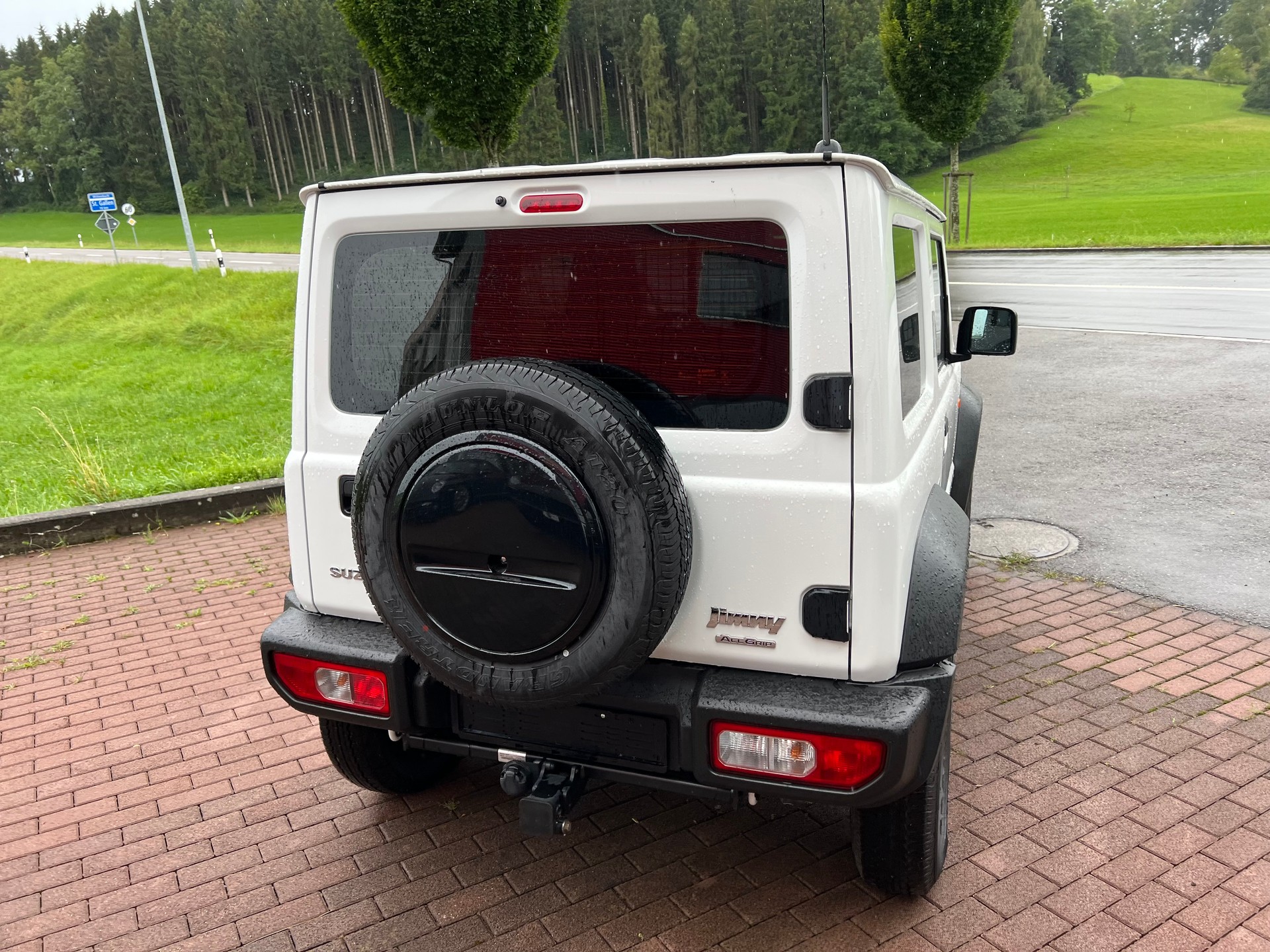 SUZUKI Jimny 1.5 Compact 4x4-image-9