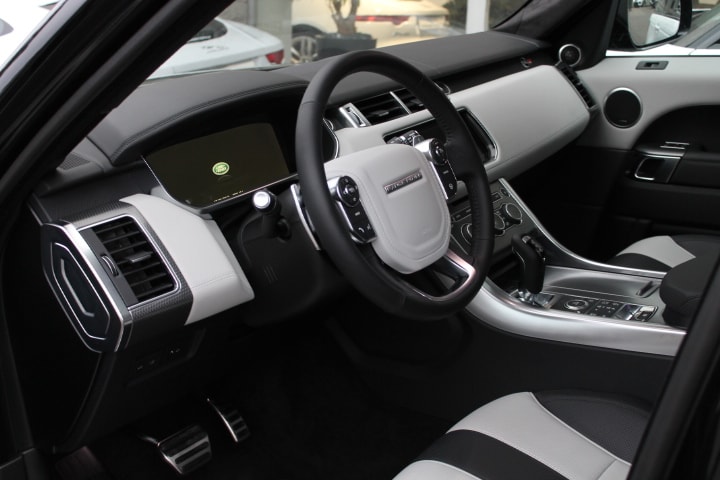 LAND ROVER Range Rover Sport 5.0 V8 SVR-image-3