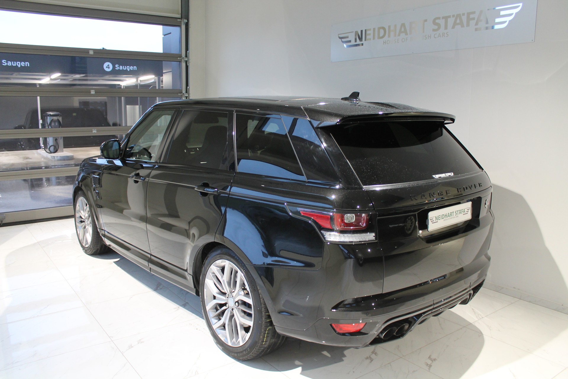 LAND ROVER Range Rover Sport 5.0 V8 SVR-image-2