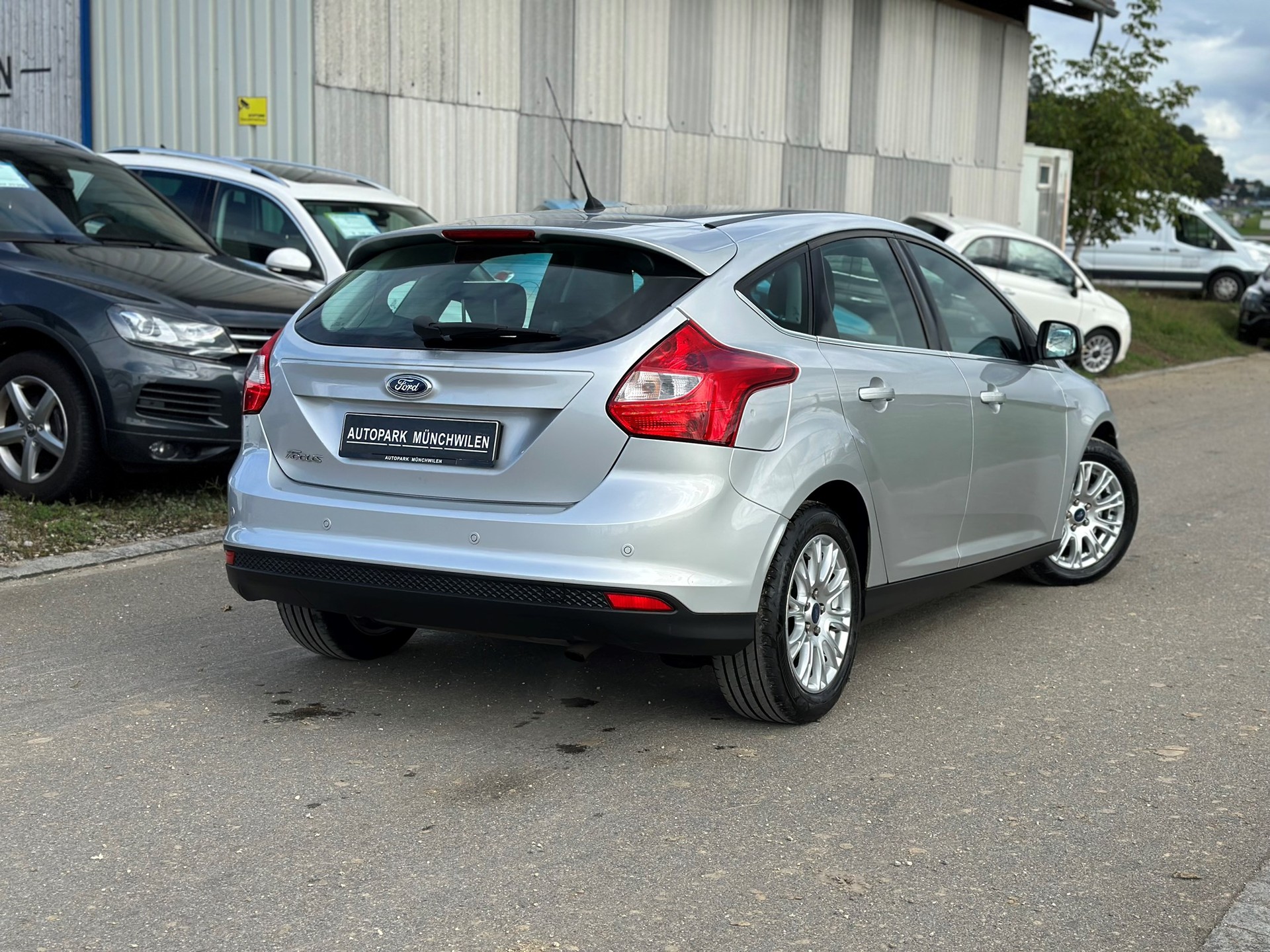 FORD Focus 1.6i VCT Carving PowerShift-image-3
