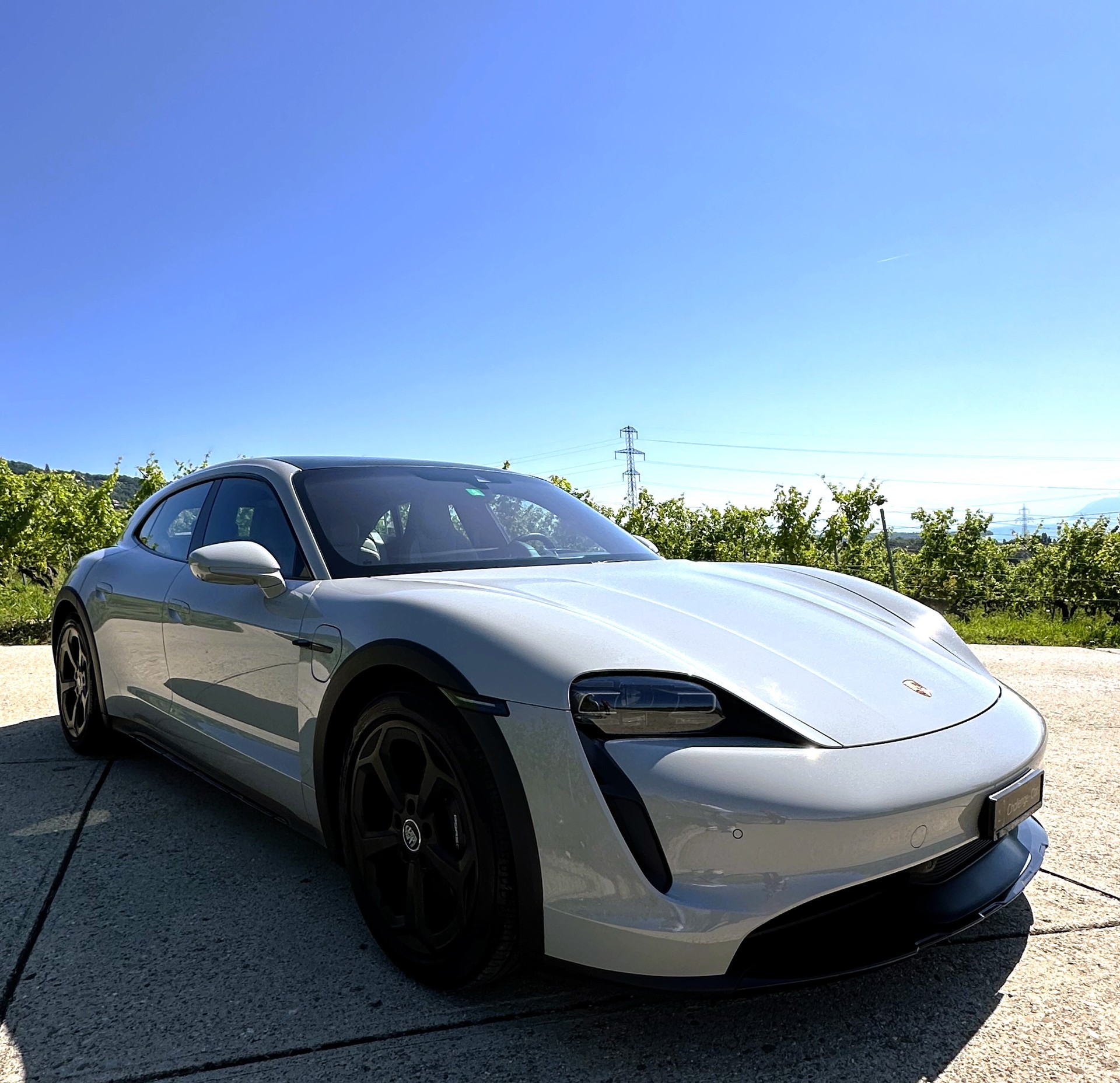 PORSCHE Taycan 4 Cross Turismo-image-1