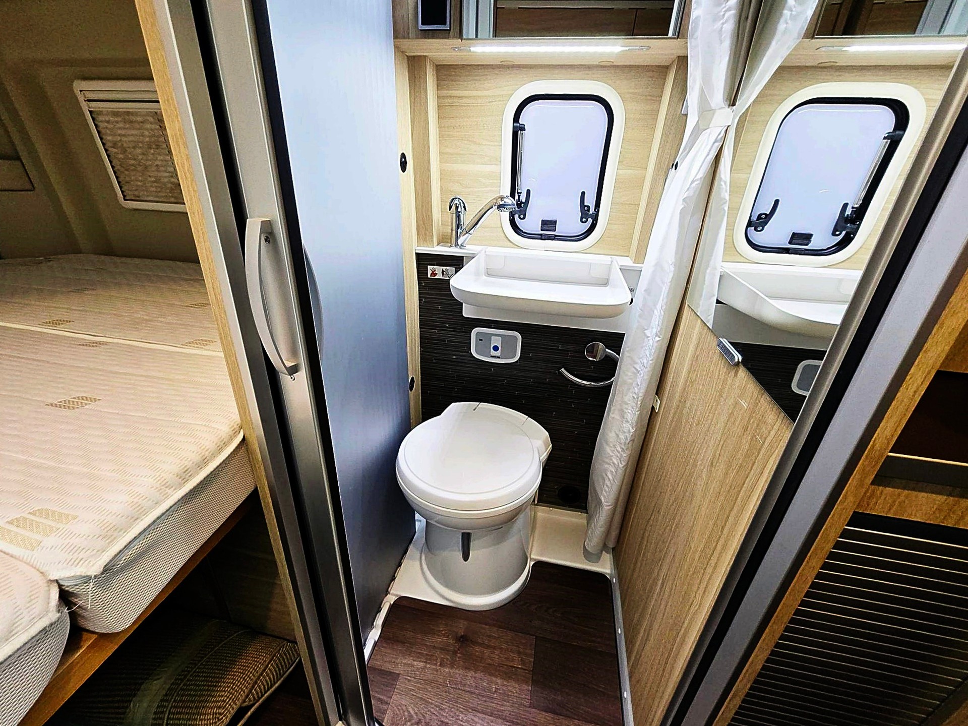 HYMER GRAND CANYON 600 2,3 DIESEL HUBDACH FIAT DUCATO MJ 150-image-13