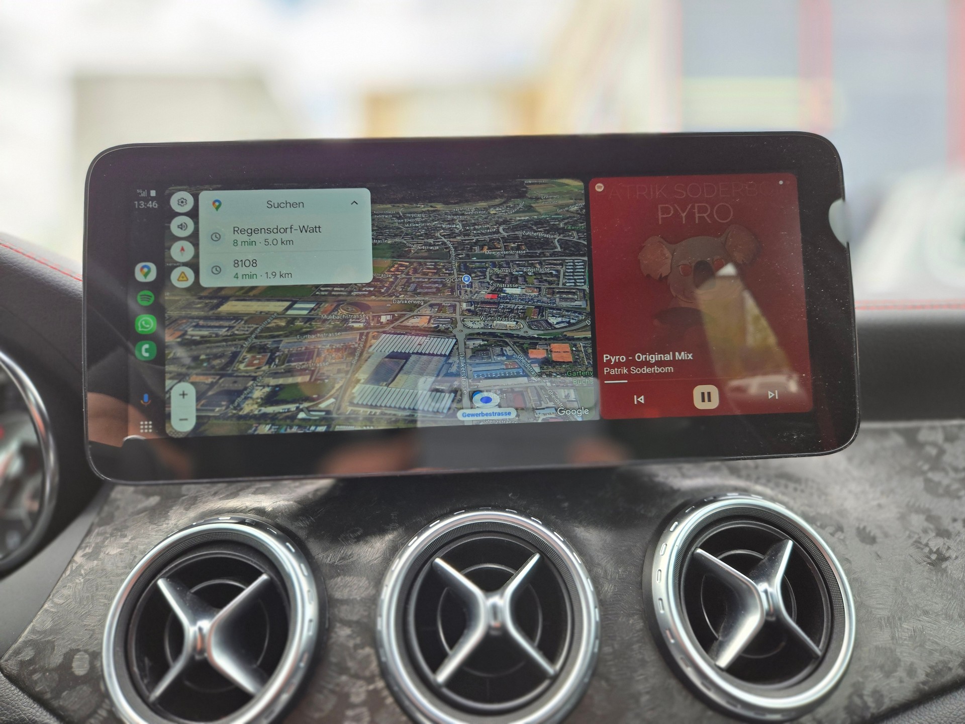 MERCEDES-BENZ GLA 45 AMG 4Matic 7G-DCT-image-11