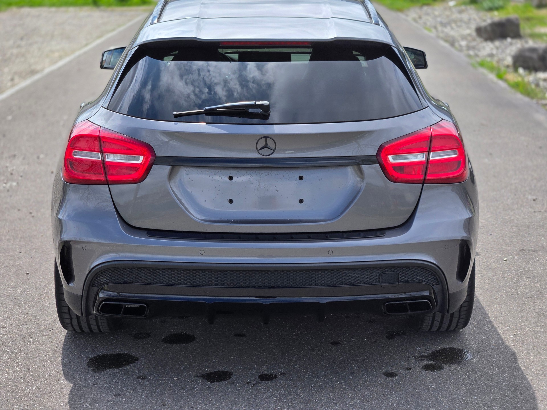 MERCEDES-BENZ GLA 45 AMG 4Matic 7G-DCT-image-5