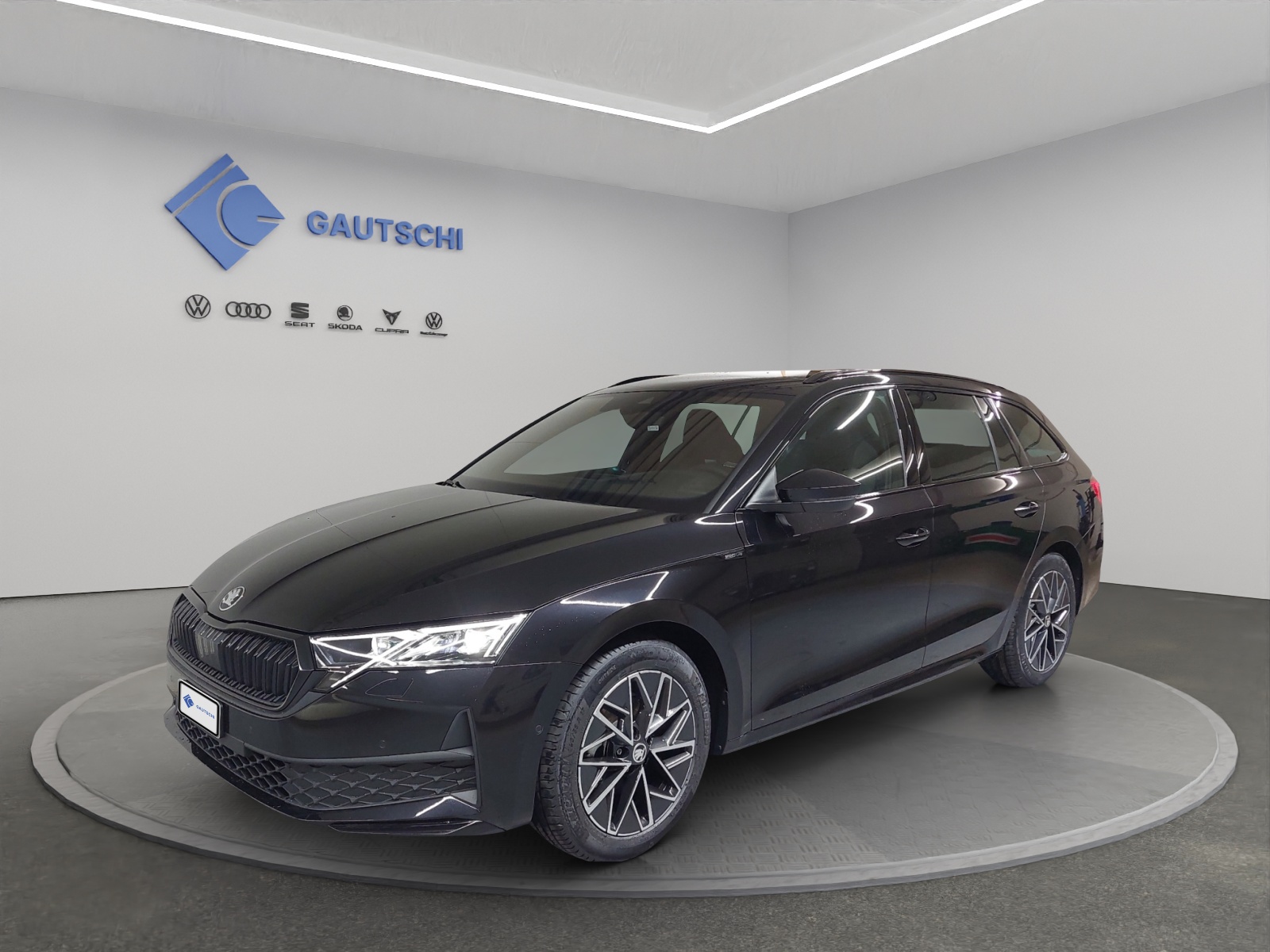 SKODA Octavia Combi 1.5 TSI mHEV DSG Sport Line-image-0