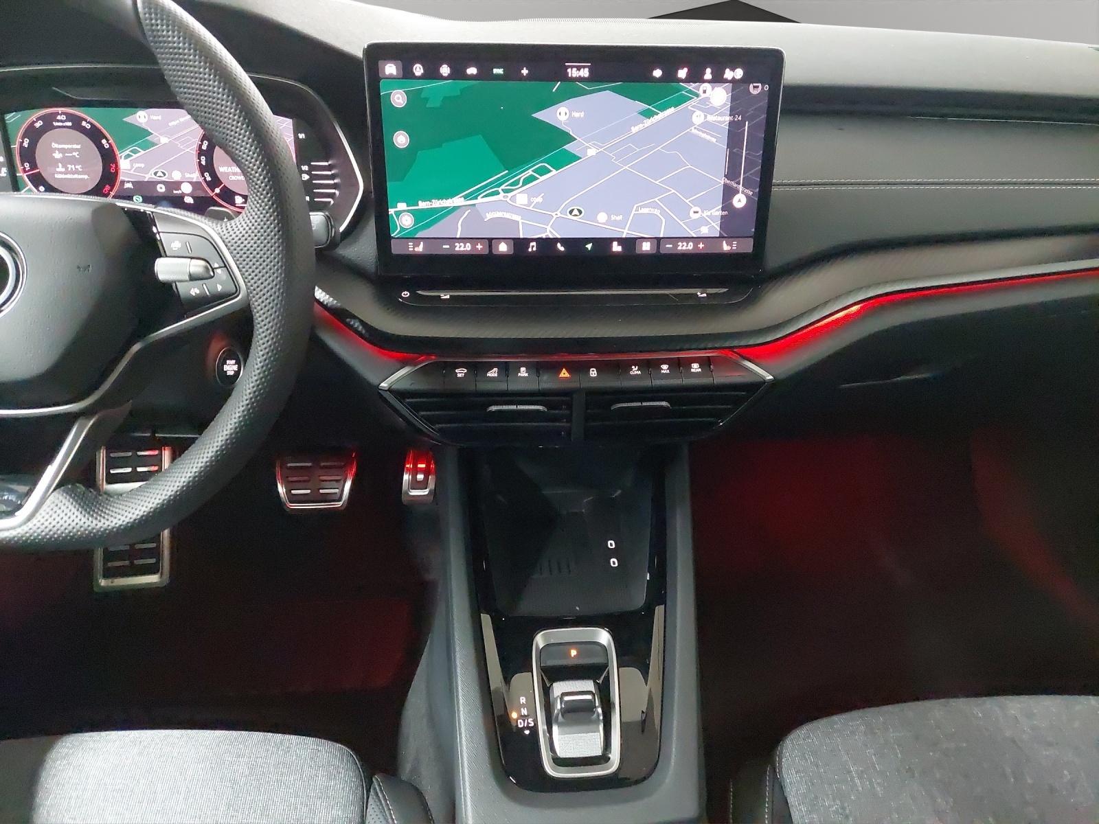SKODA Octavia Combi 1.5 TSI mHEV DSG Sport Line-image-7