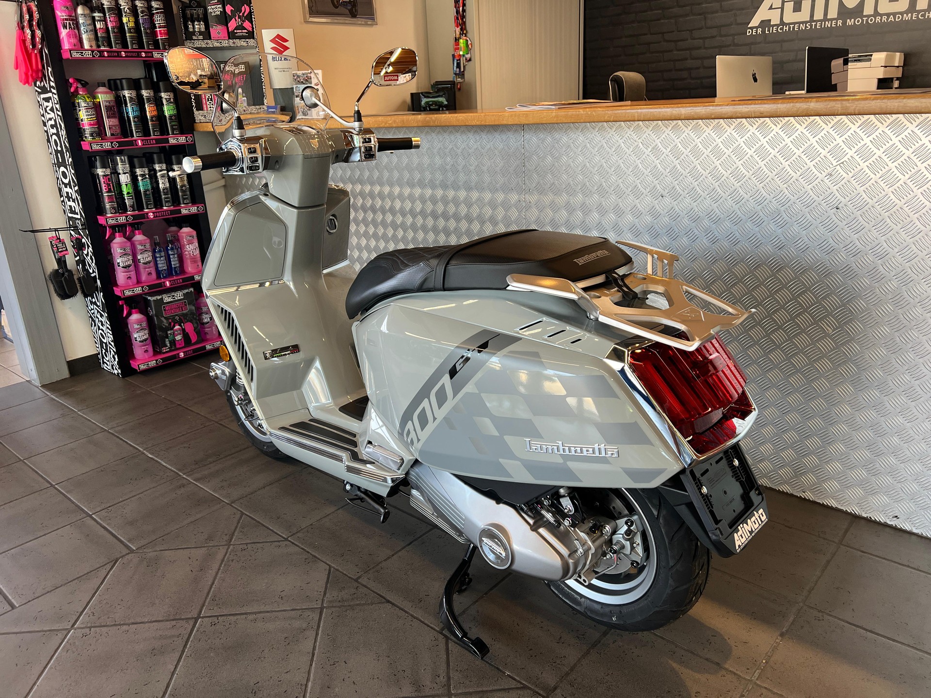LAMBRETTA X 300 GT-image-4