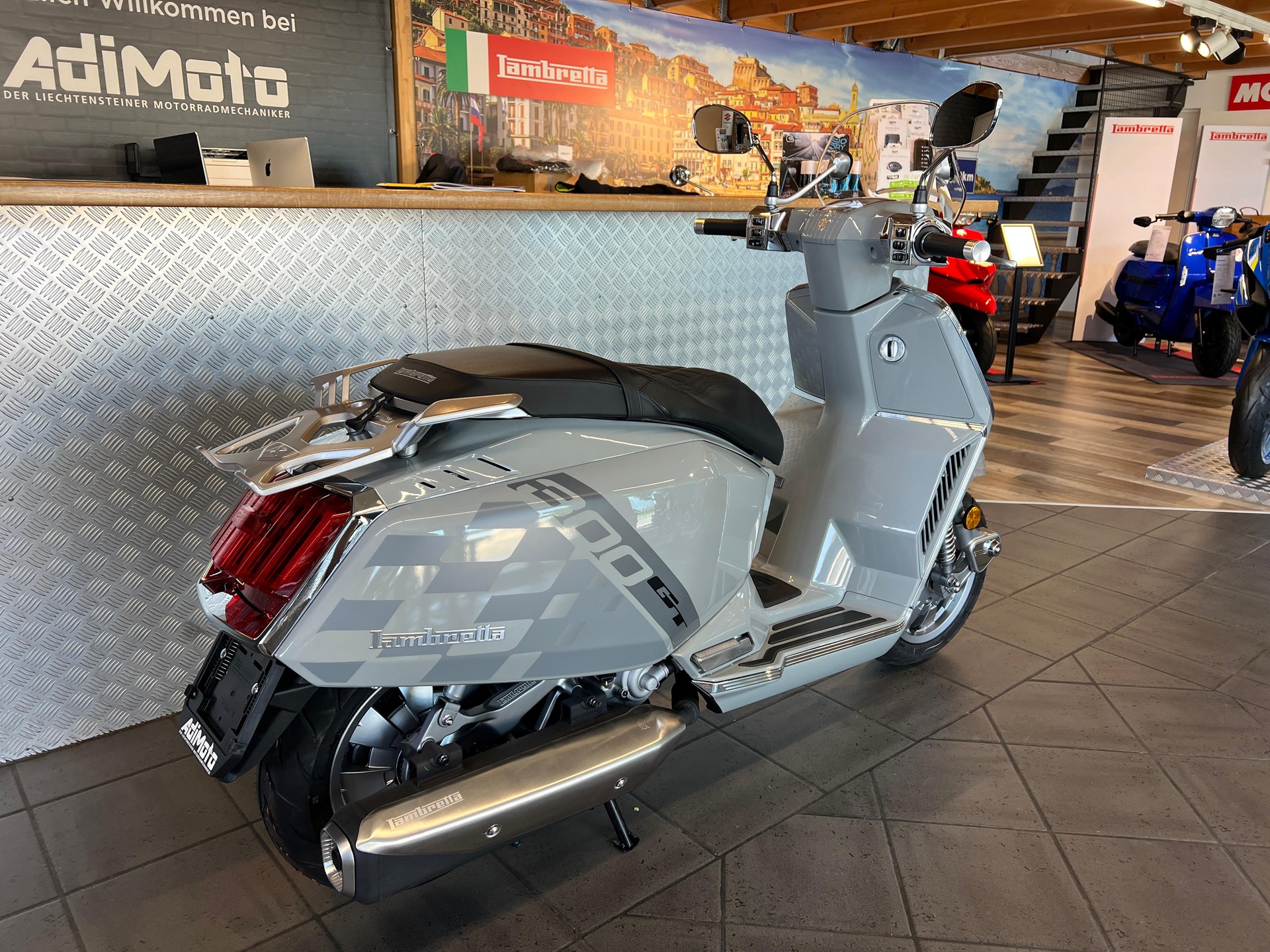 LAMBRETTA X 300 GT-image-1