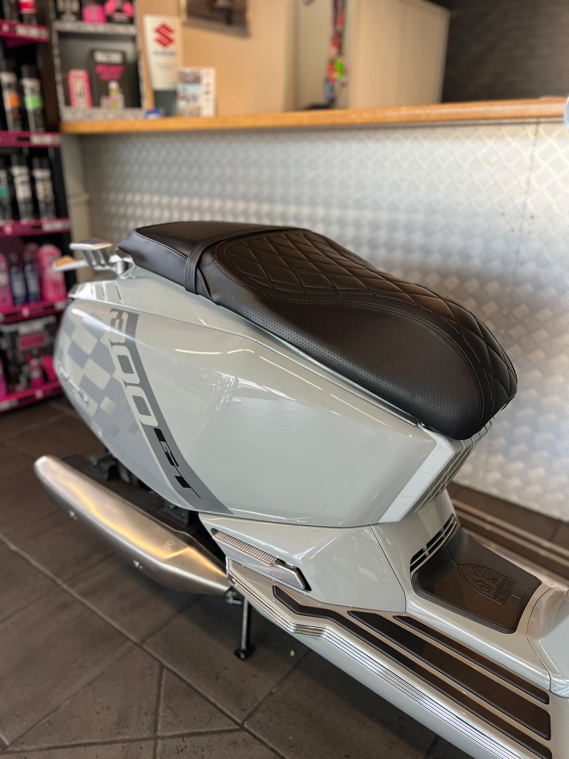 LAMBRETTA X 300 GT-image-2