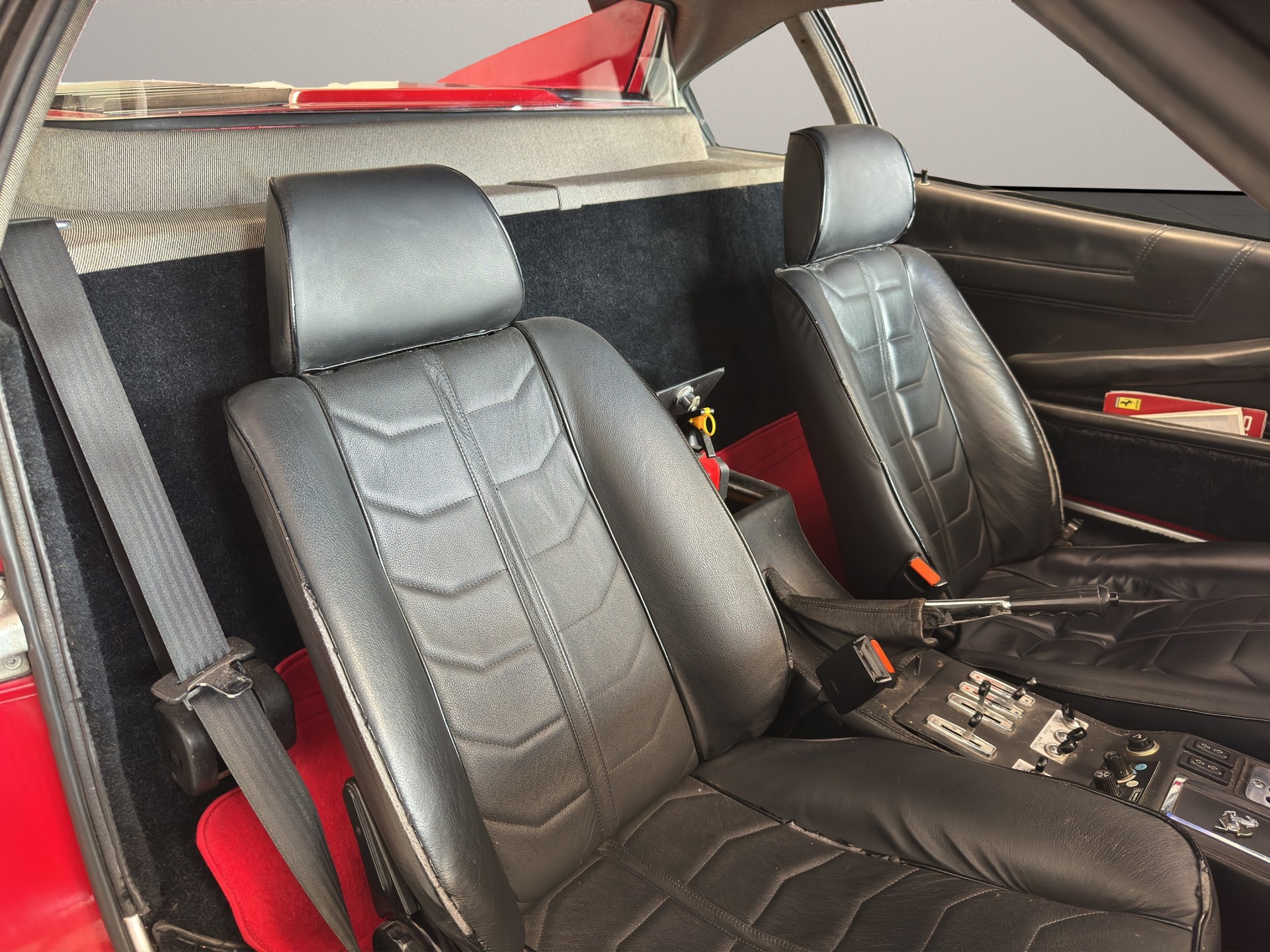 FERRARI FERRARI 208 GTB Turbo-image-6