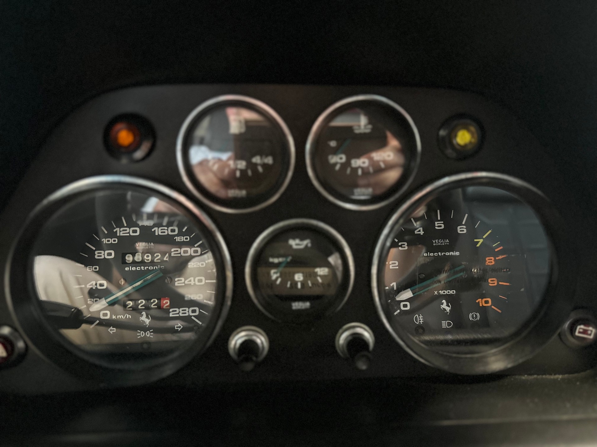 FERRARI FERRARI 208 GTB Turbo-image-8
