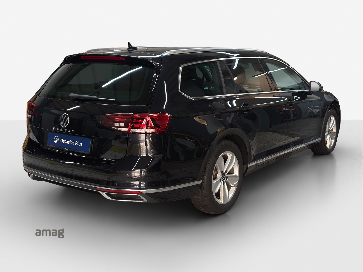 VW Passat 2.0 TDI BMT Elegance 4Motion DSG-image-4