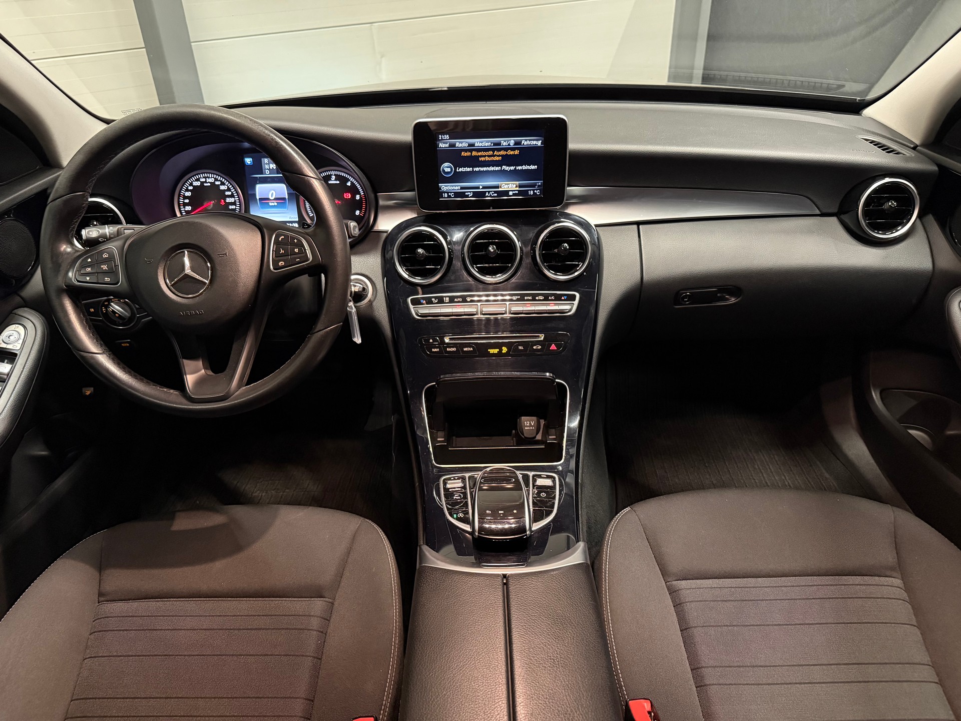MERCEDES-BENZ C 220 d Avantgarde Kombi-image-7