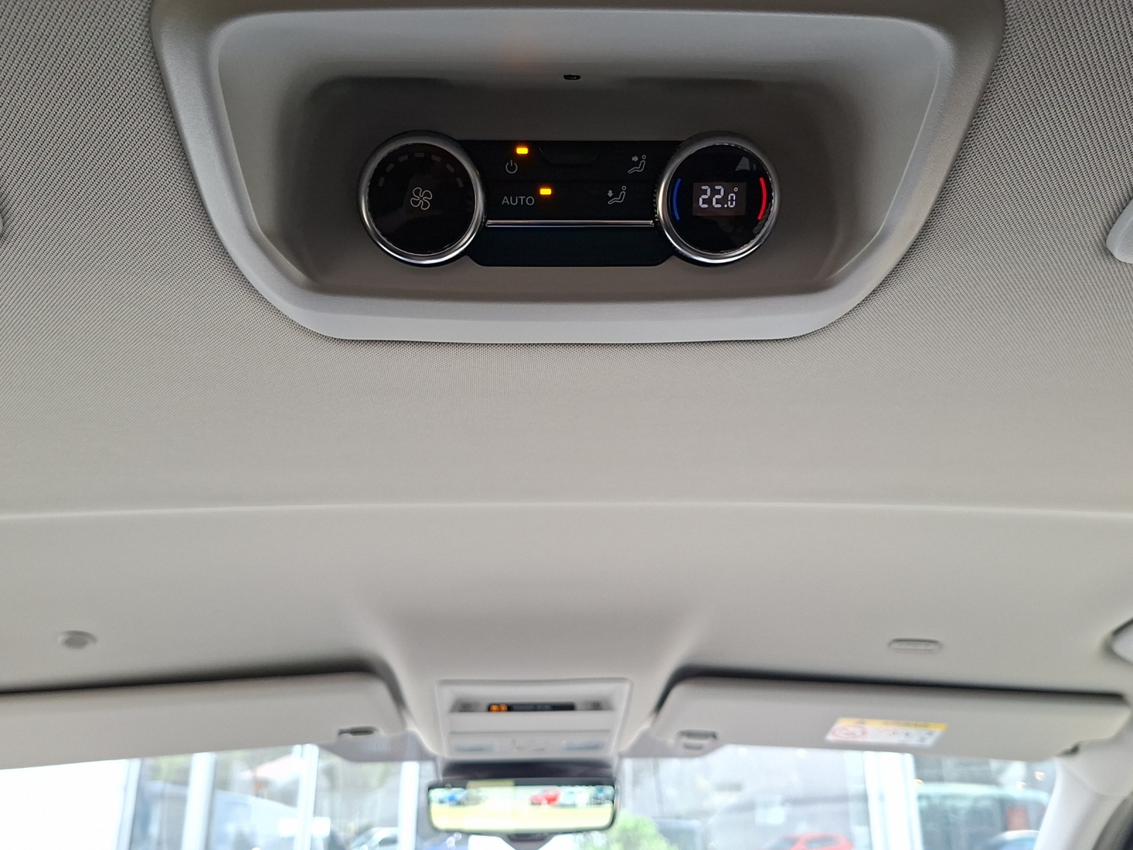 VW Caravelle 2.0 TDI Life Aut.8 4 Motion-image-21