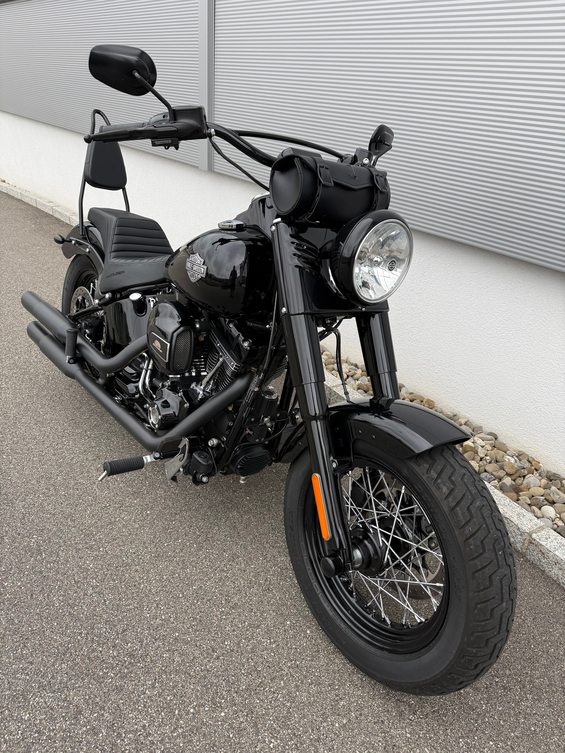HARLEY-DAVIDSON FLSS Softail Slim S110 ABS-showroom-element-1