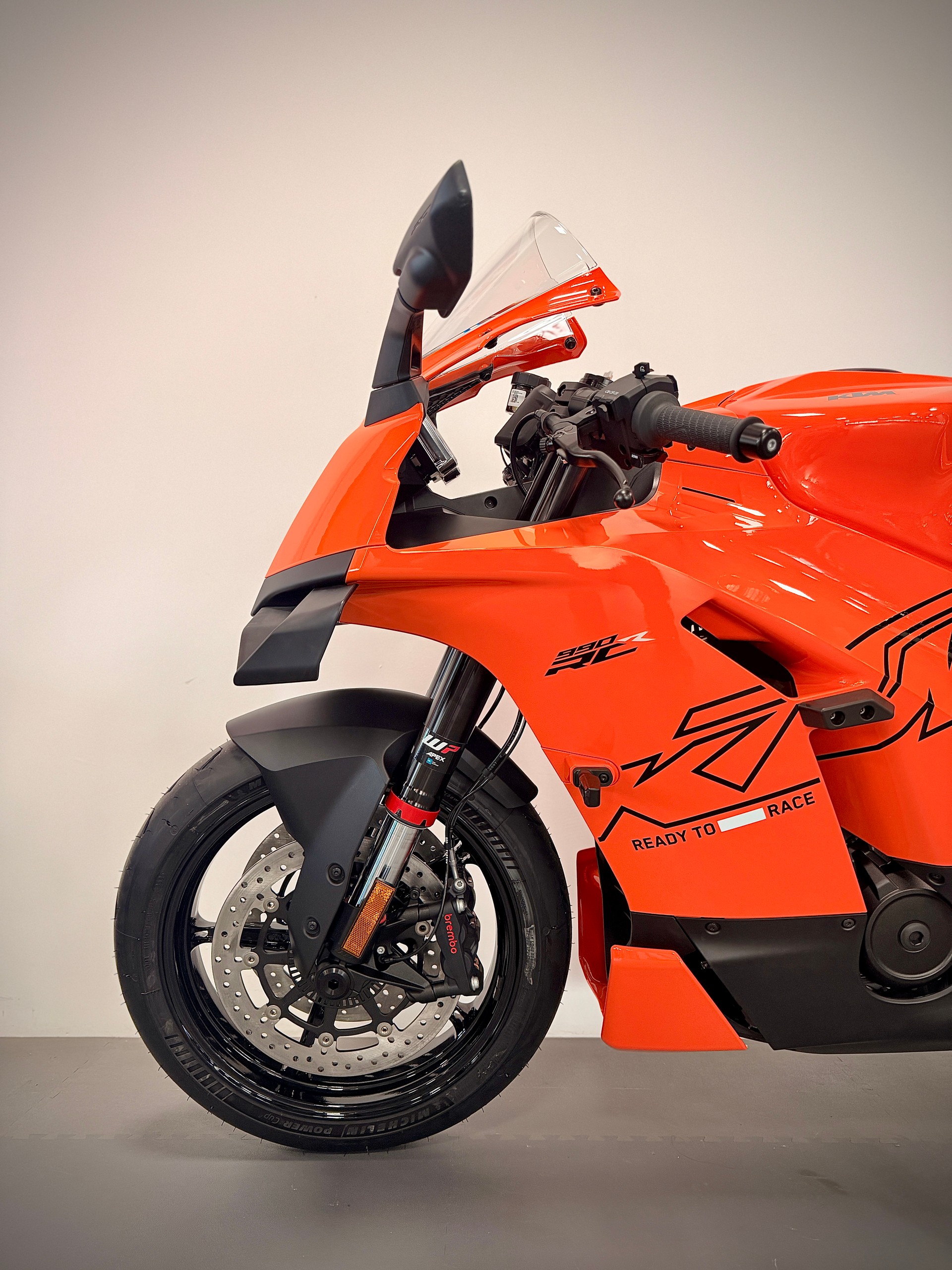 KTM 990 RC R-showroom-element-1