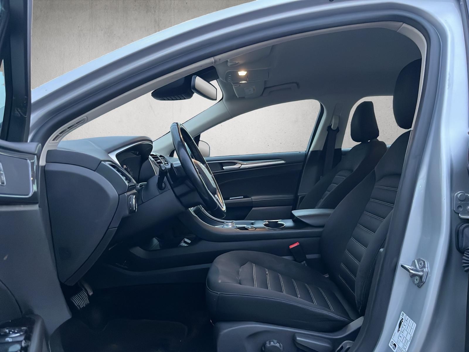 FORD Mondeo 2.0 TDCi Trend Automatik-image-9