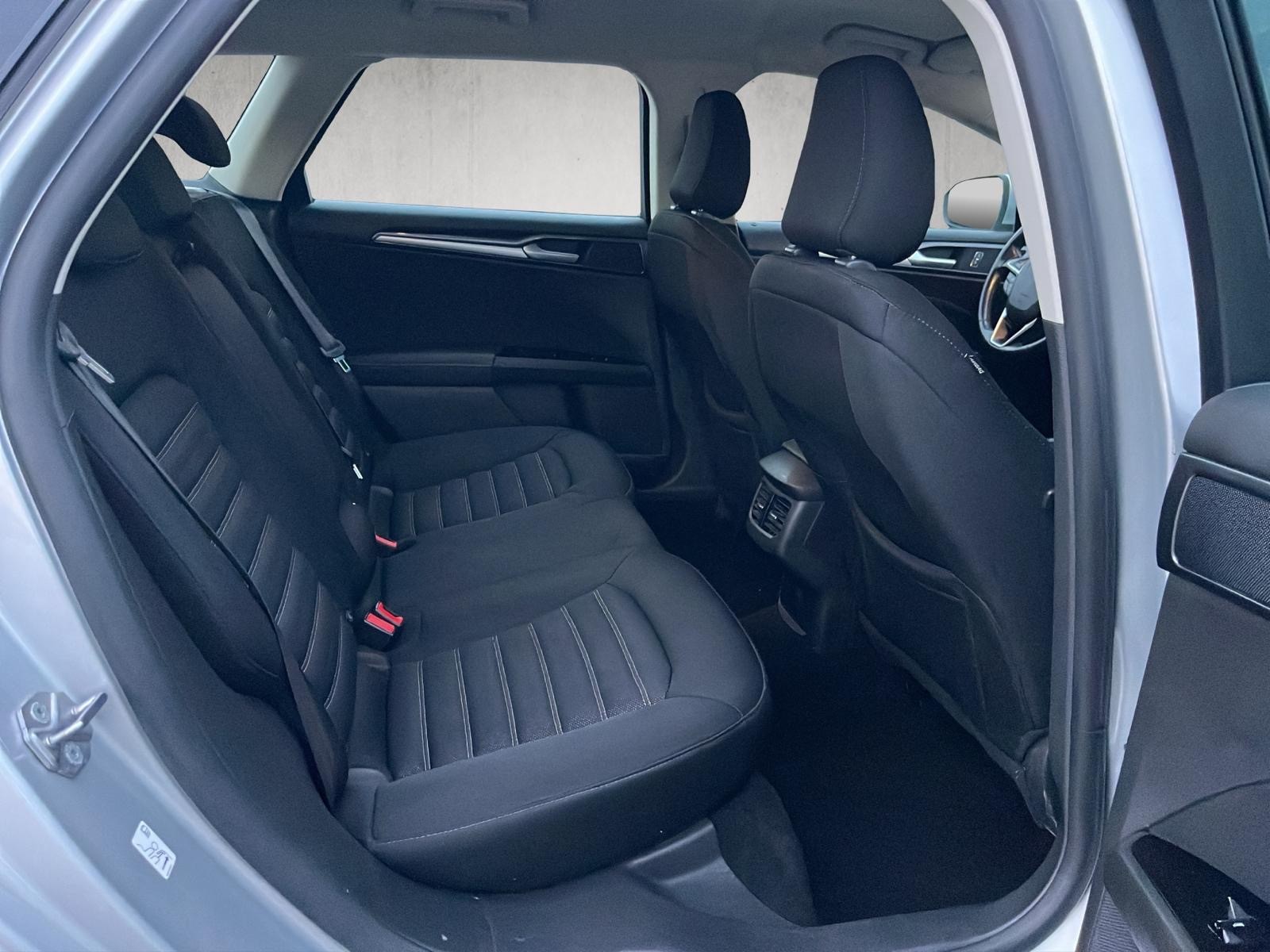 FORD Mondeo 2.0 TDCi Trend Automatik-image-11