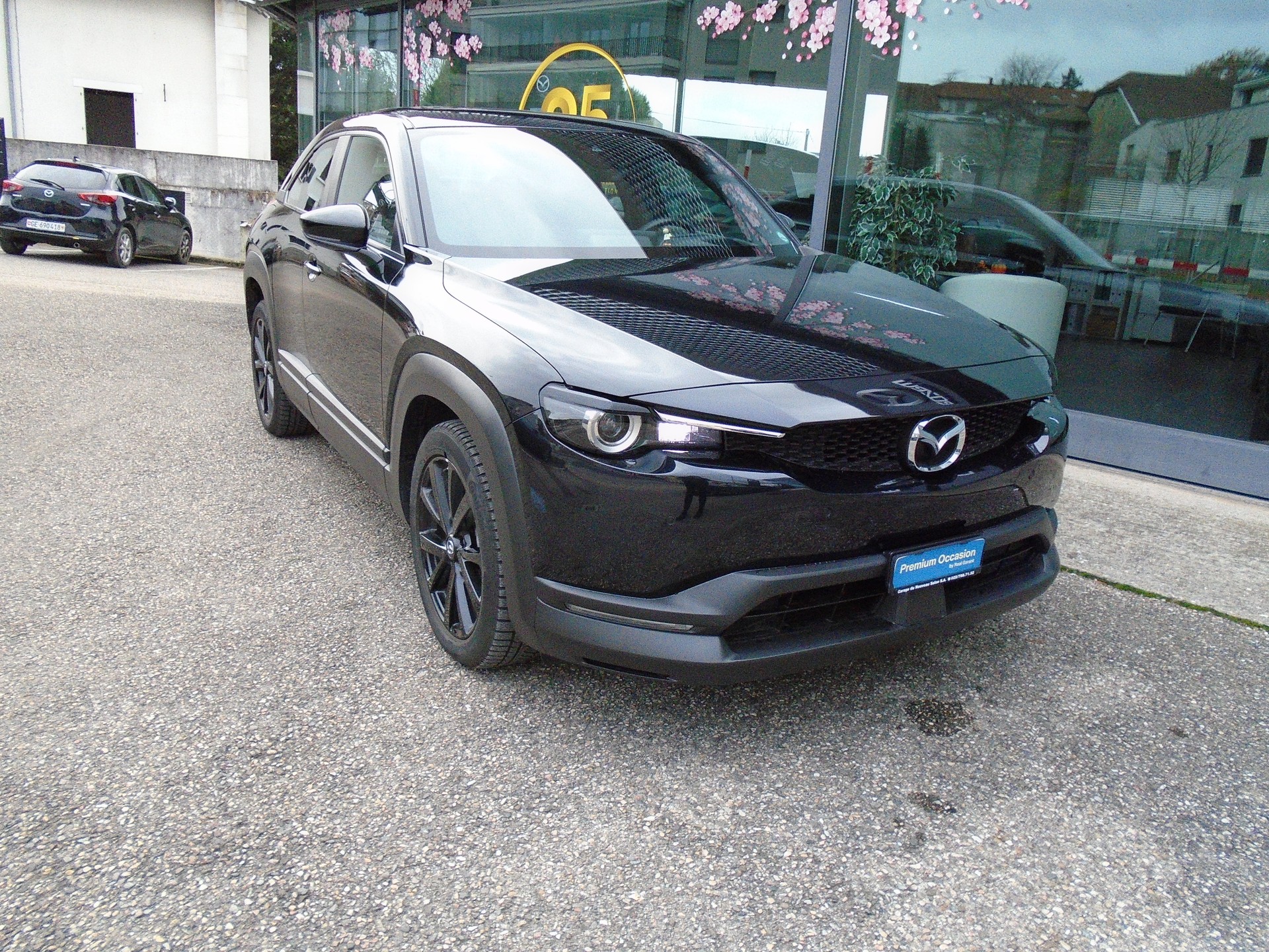 MAZDA MX-30 e-Skyactiv Ambition Plus-image-0