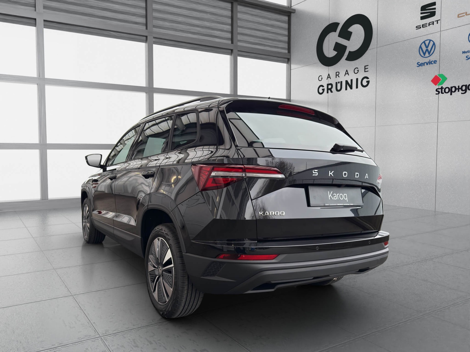 SKODA Karoq 1.5 TSI Dynamic DSG-image-3