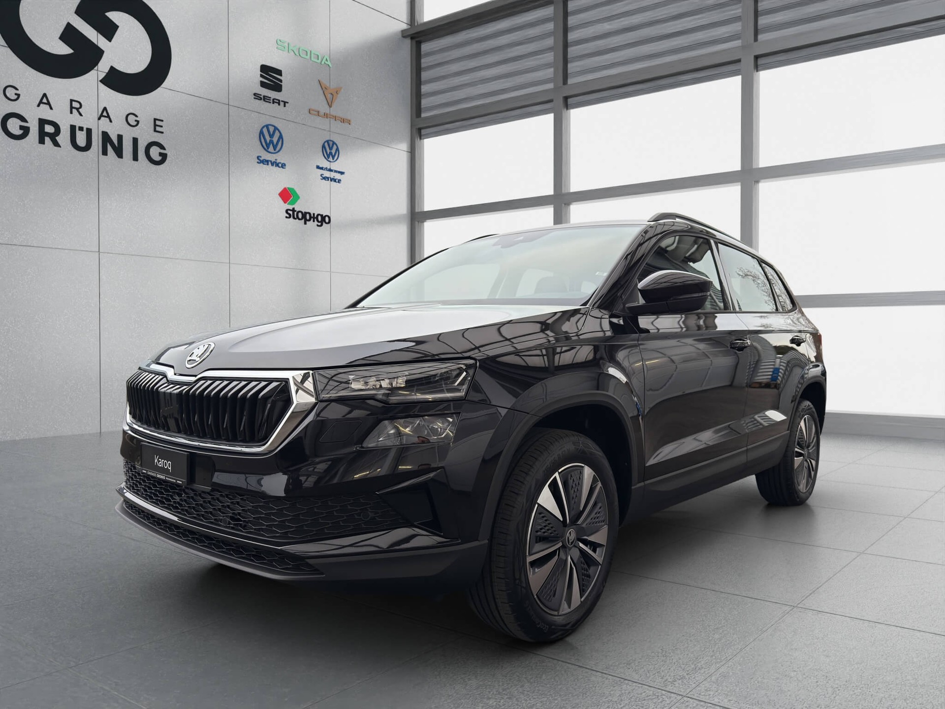 SKODA Karoq 1.5 TSI Dynamic DSG-image-0